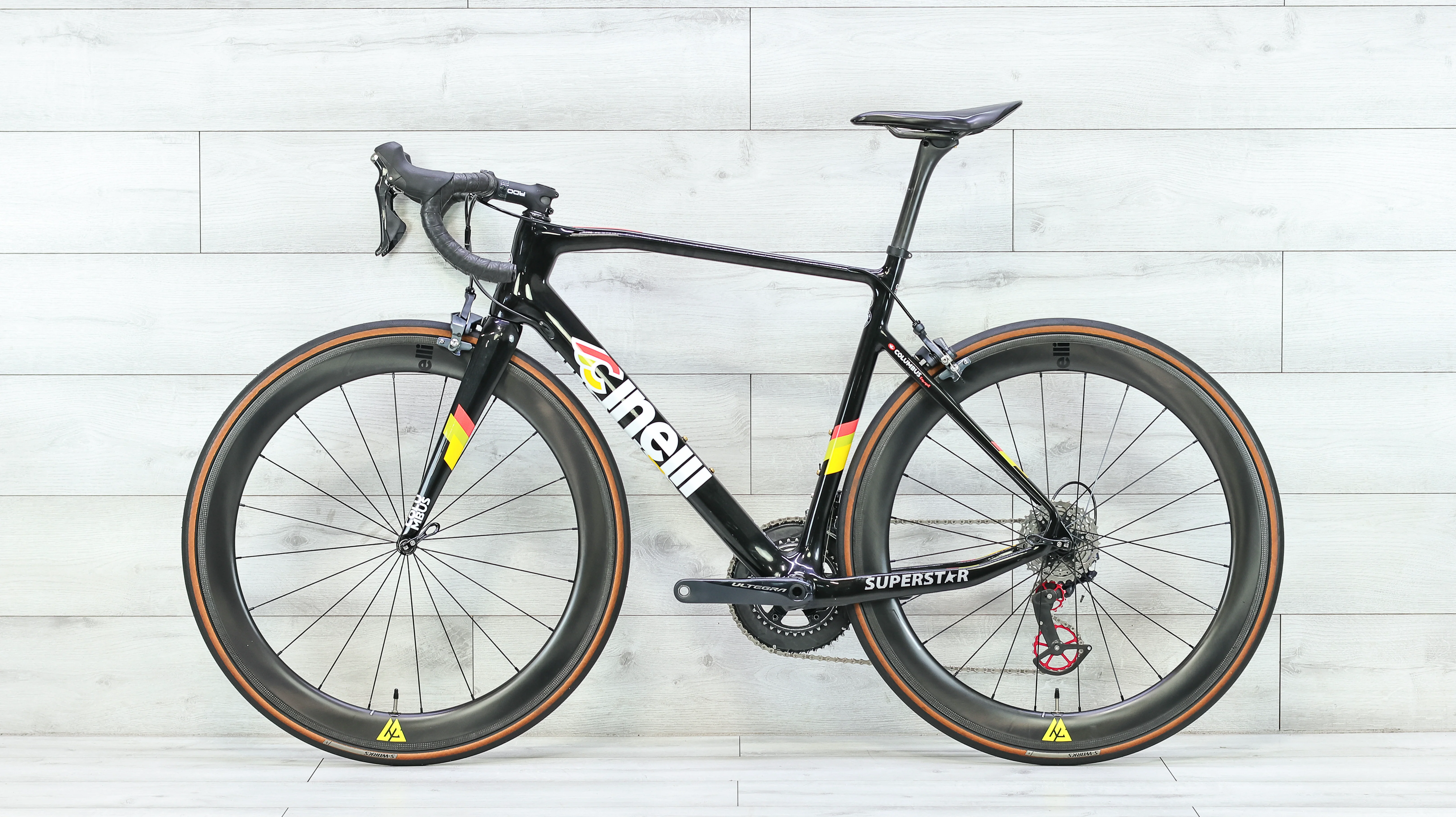 Cinelli Superstar Shimano Ultegra Road Bike - 2021, Large - Image 2