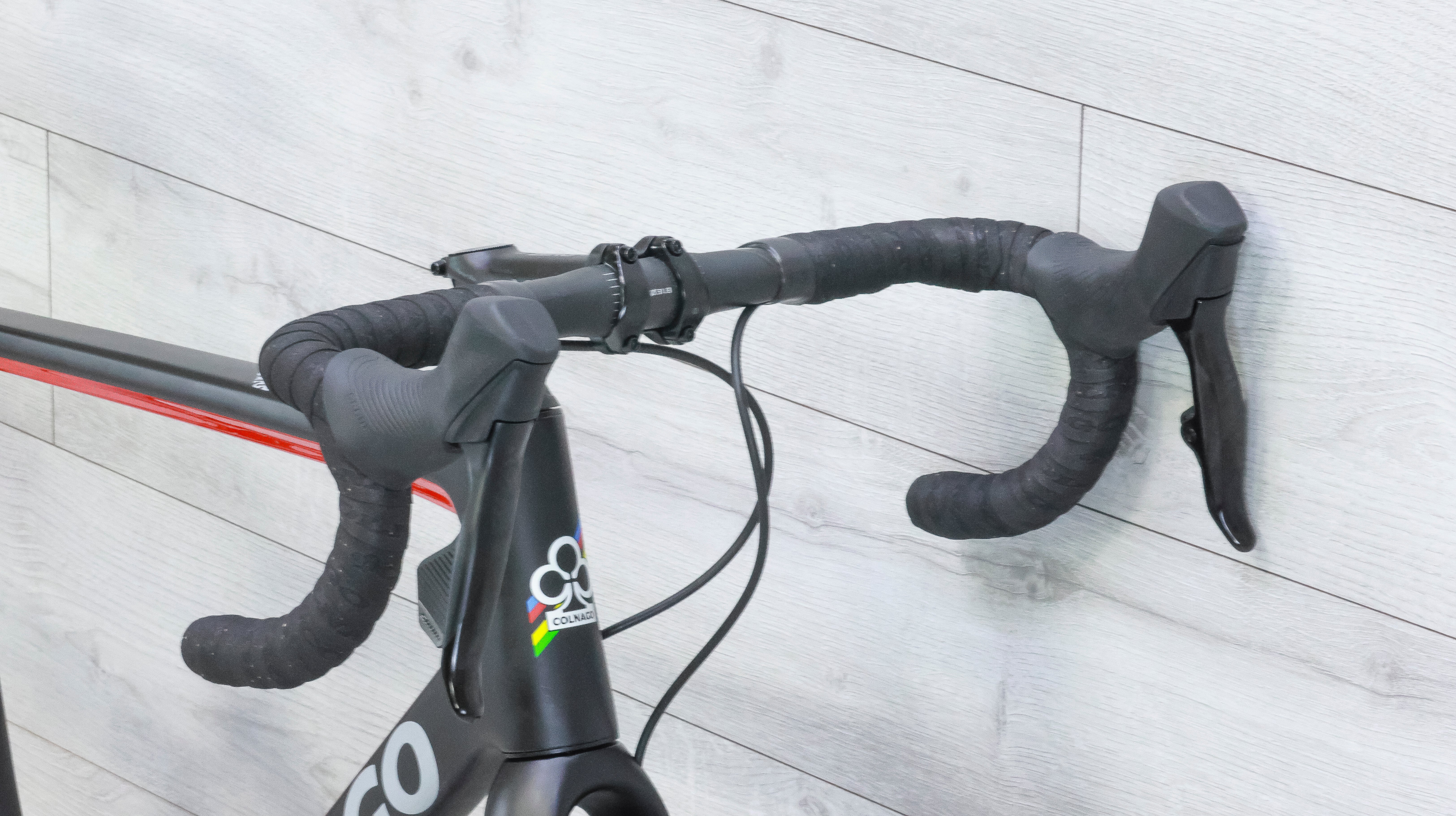 Colnago V3 Disc Rival AXS Road Bike - 2024, 52cm - Image 10