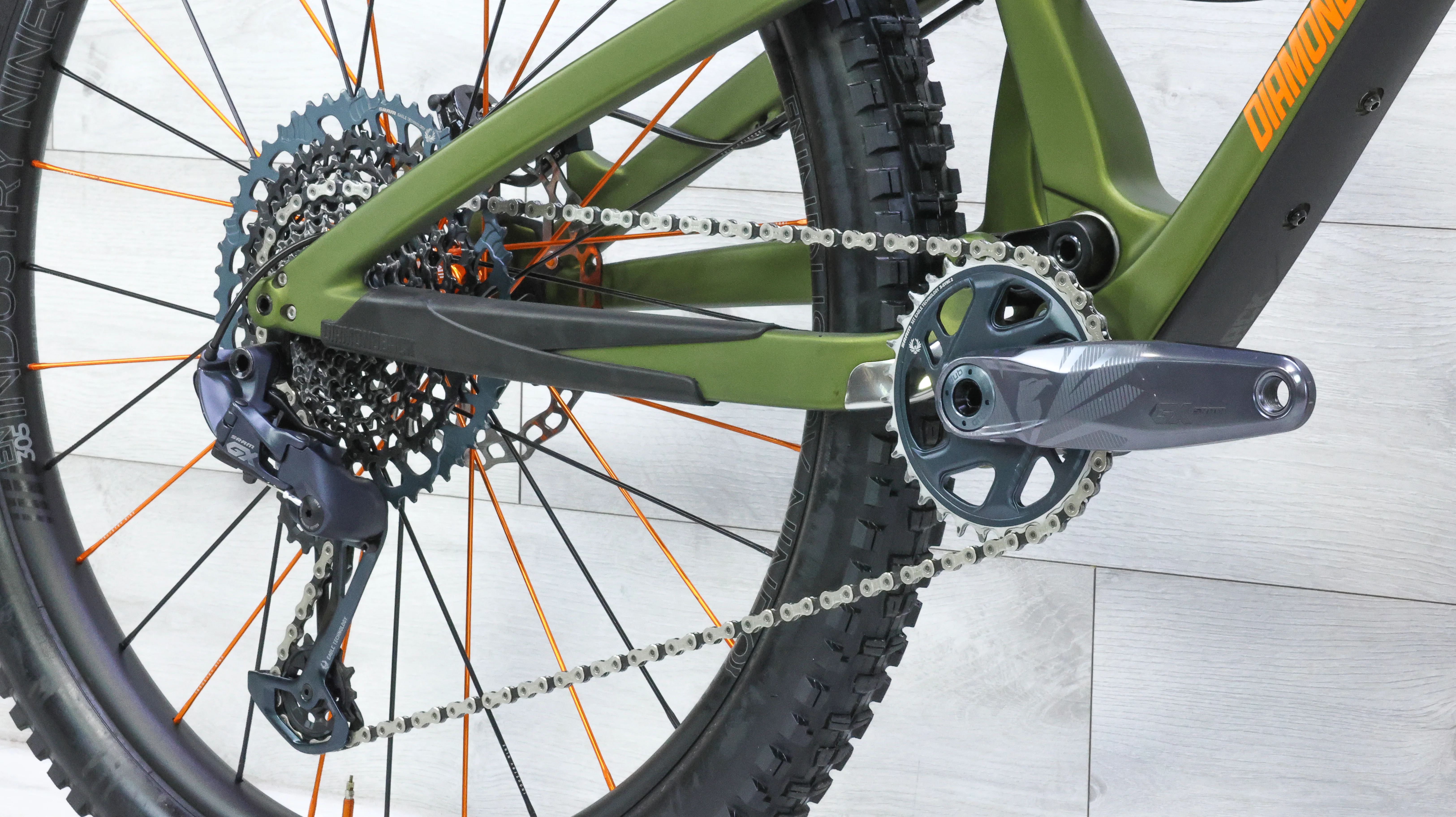 Diamondback Release 4C Mountain Bike - 2020, Medium - Image 6