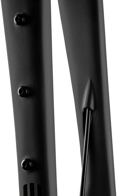 ENVE Composites Adventure Fork - 1.5” Tapered, Flat-Mount Disc, Carbon, 12 x 100mm Axle, 49/55 Rake, Black - Image 3