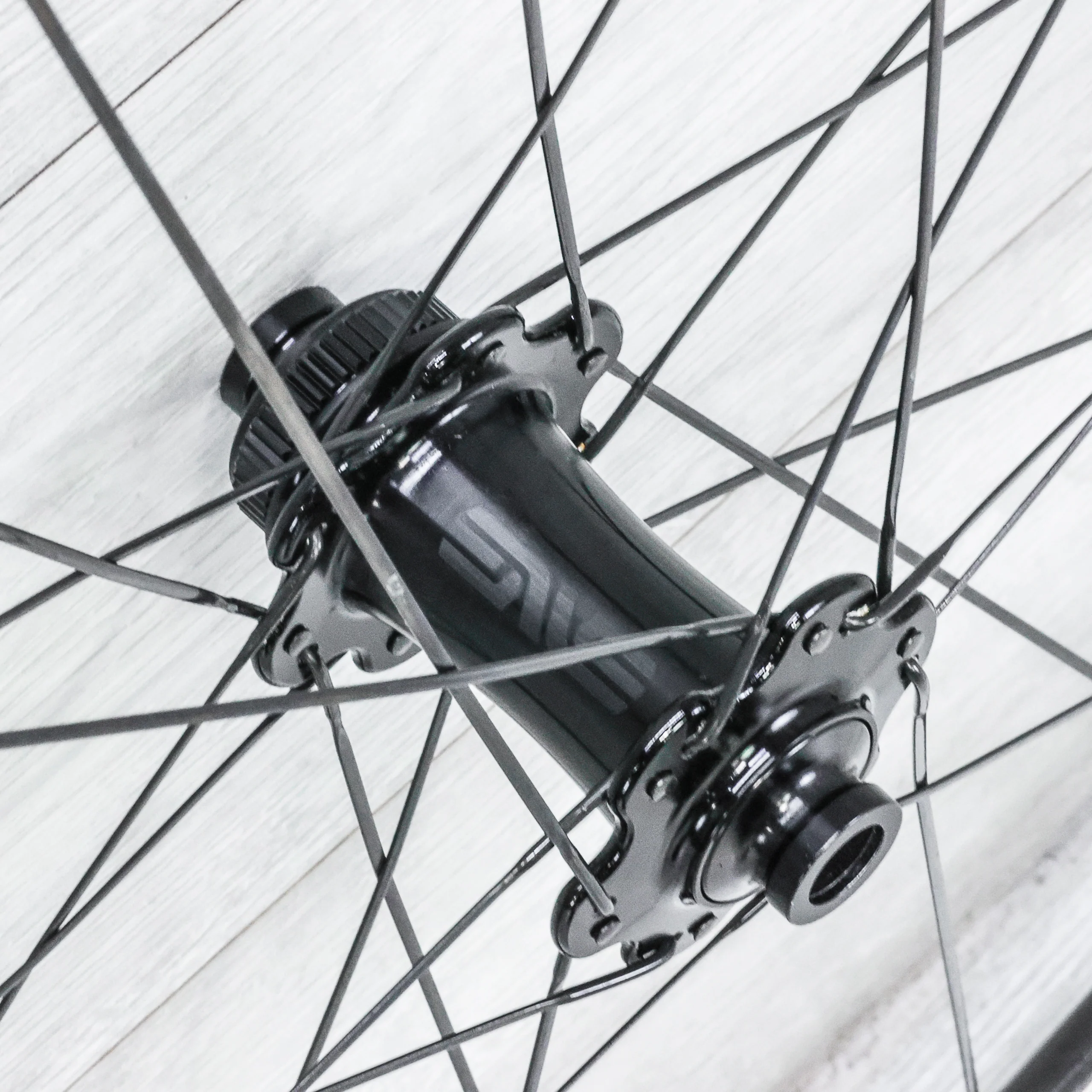 ENVE SES 2.3 Carbon Disc Wheelset – 700c, Tubeless, Center Lock, XDR 12-Speed - Image 5