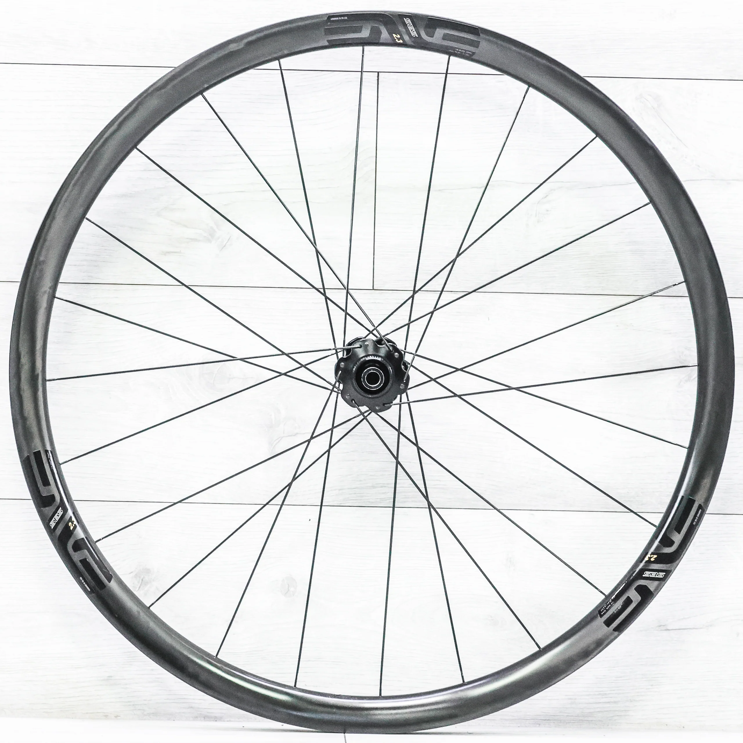 ENVE SES 2.3 Carbon Disc Wheelset – 700c, Tubeless, Center Lock, XDR 12-Speed - Image 7