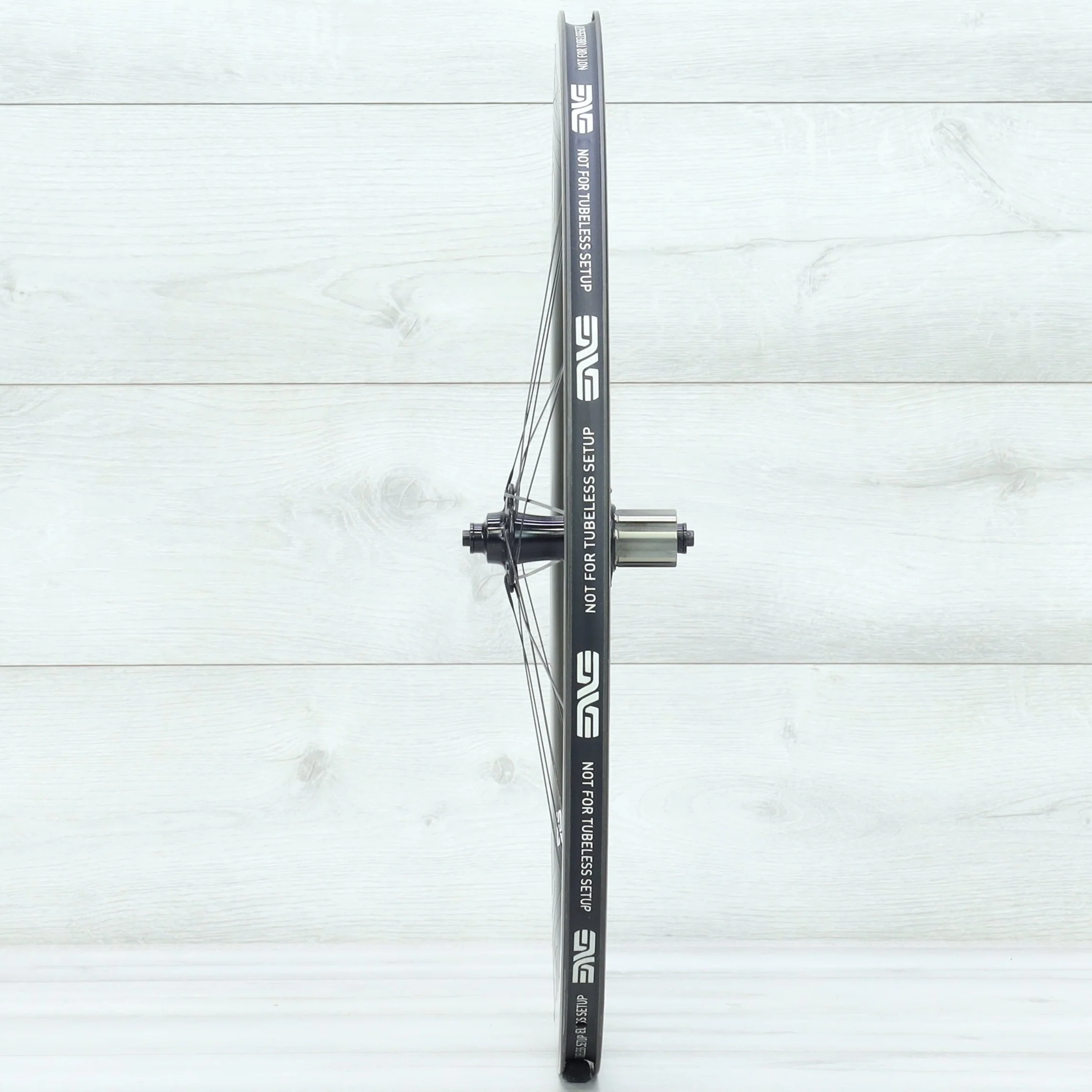 ENVE SES 4.5 Clincher Carbon Road Bike Rim Wheelset - Image 6