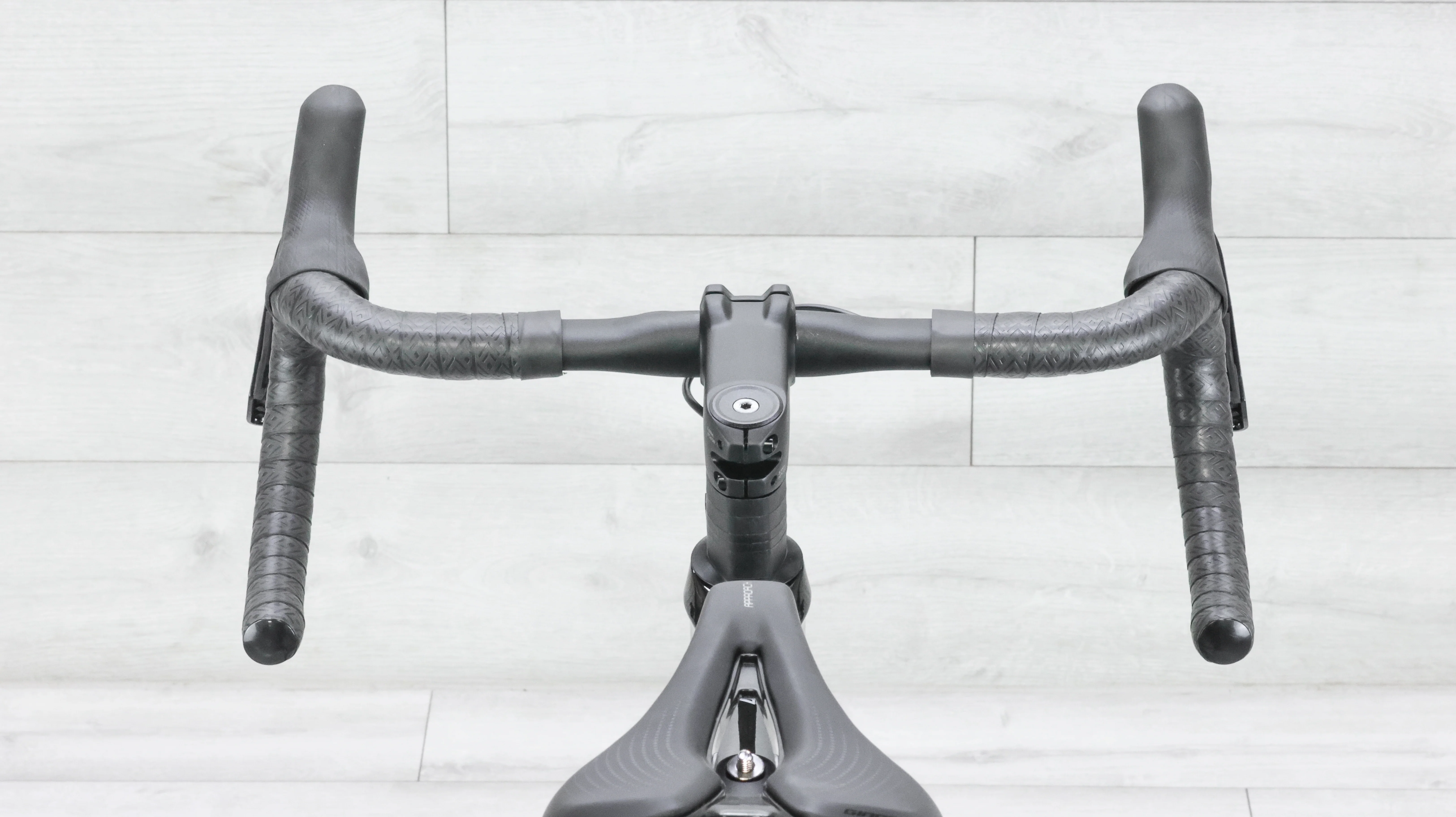 Giant Defy Advanced 2 Road Bike - 2025, Medium - Image 13