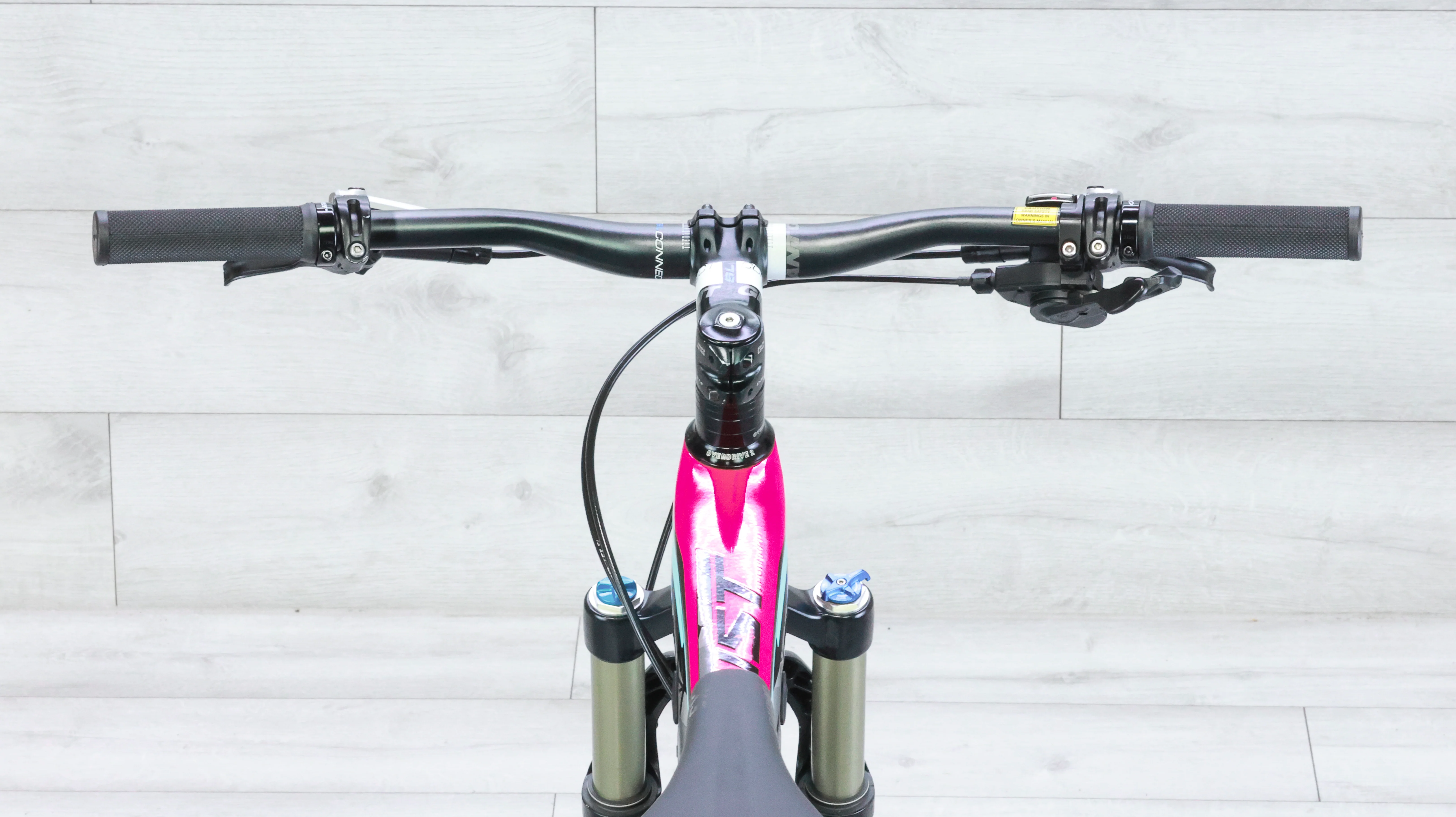 Giant Lust Advanced 2 Mountain Bike - 2014, Medium - Image 13