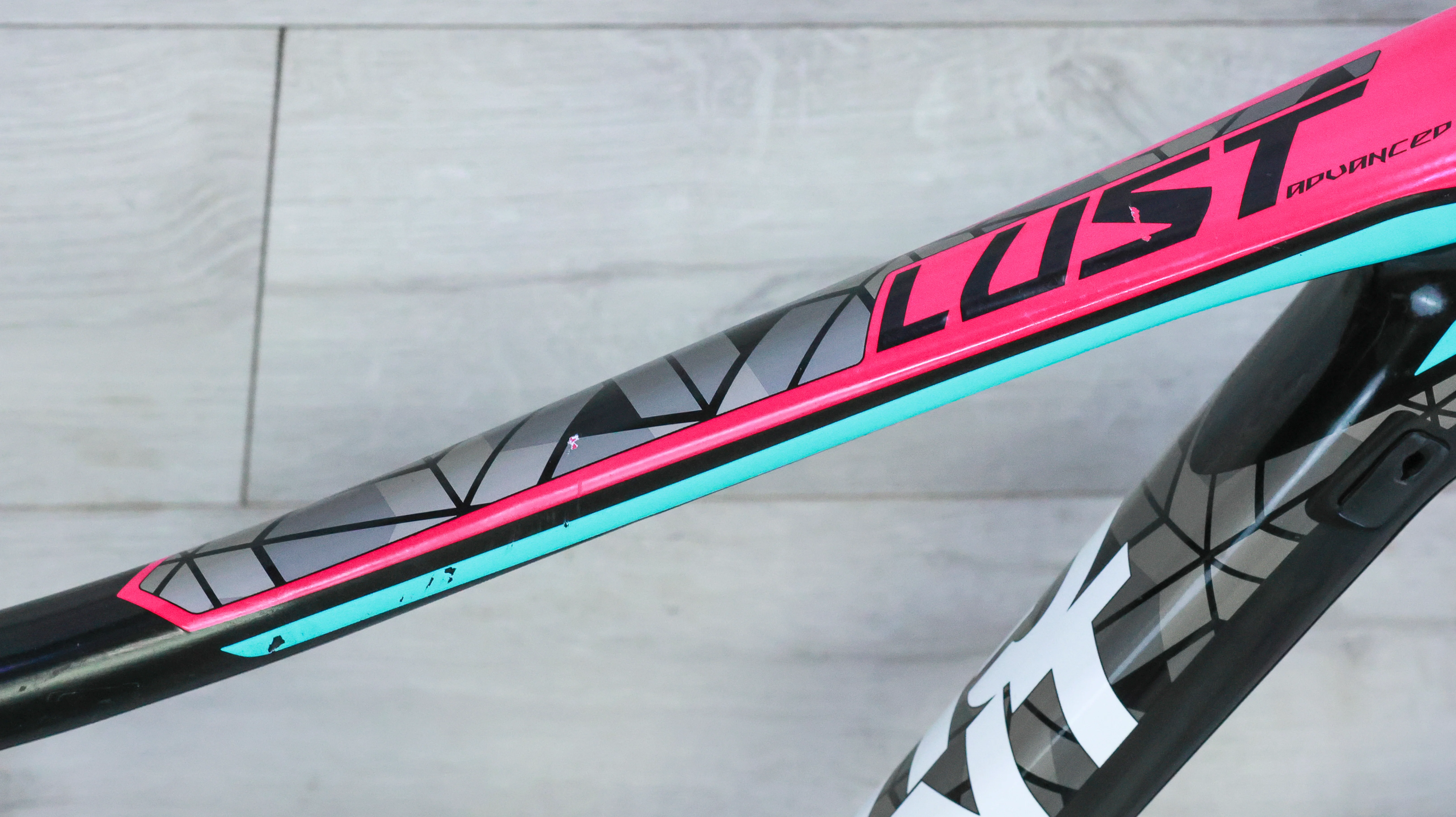 Giant Lust Advanced 2 Mountain Bike - 2014, Medium - Image 15
