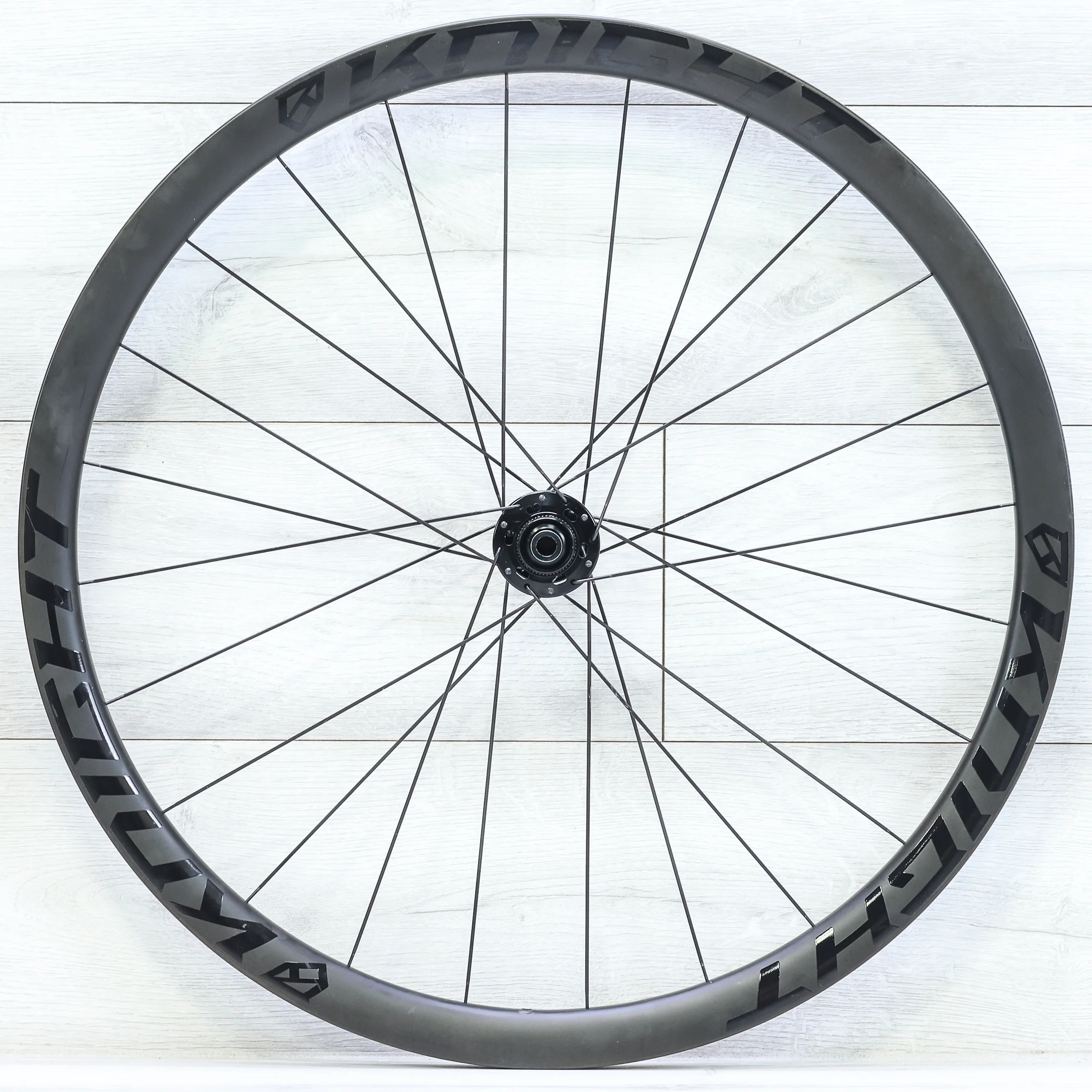 Knight TLA 35 Carbon Center Lock Disc Brake Tubeless Wheelset - 700c, HG 11-Speed - Image 5