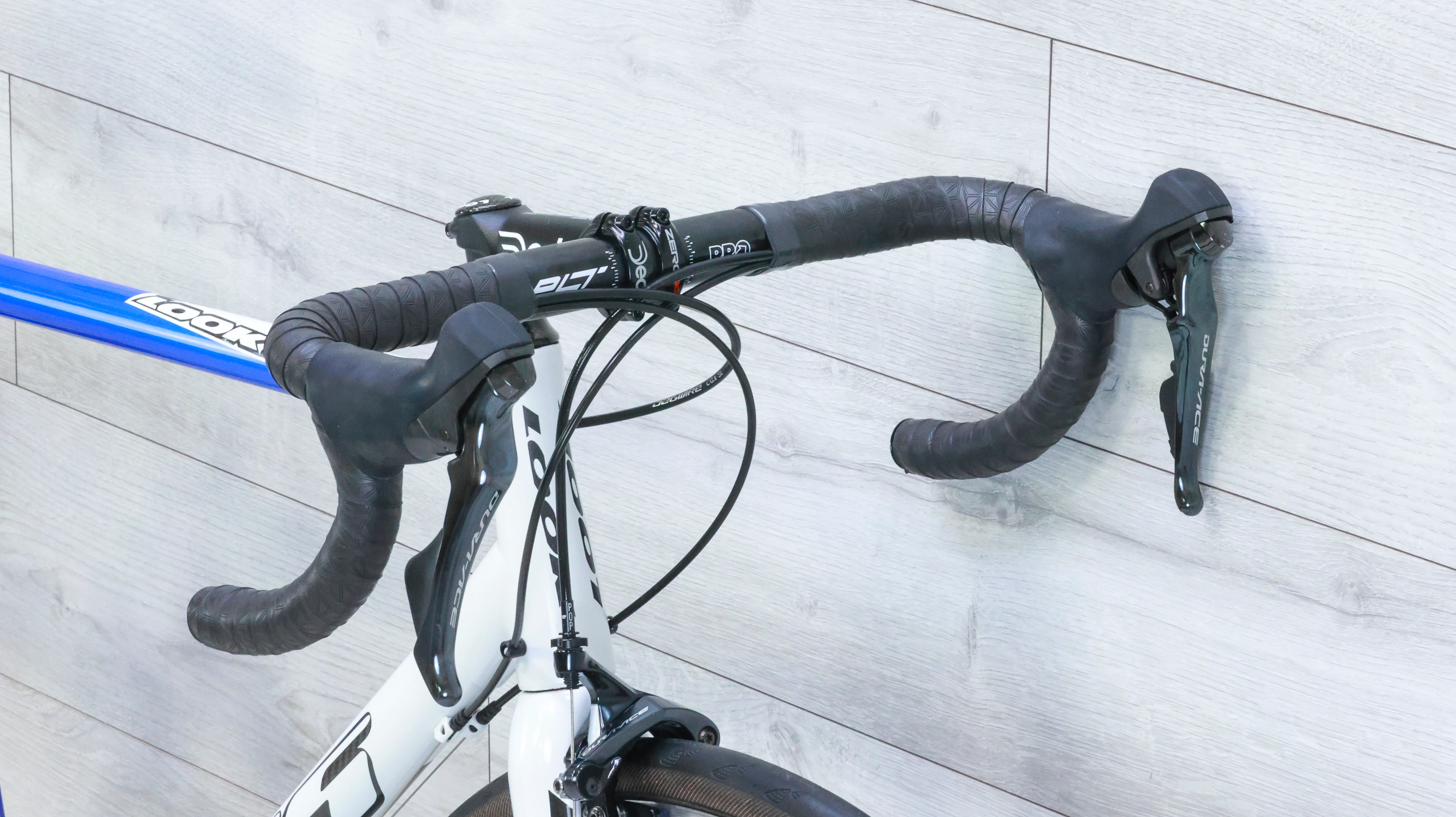 Look 585 Dura-Ace Road Bike - 2009, Large - Image 10