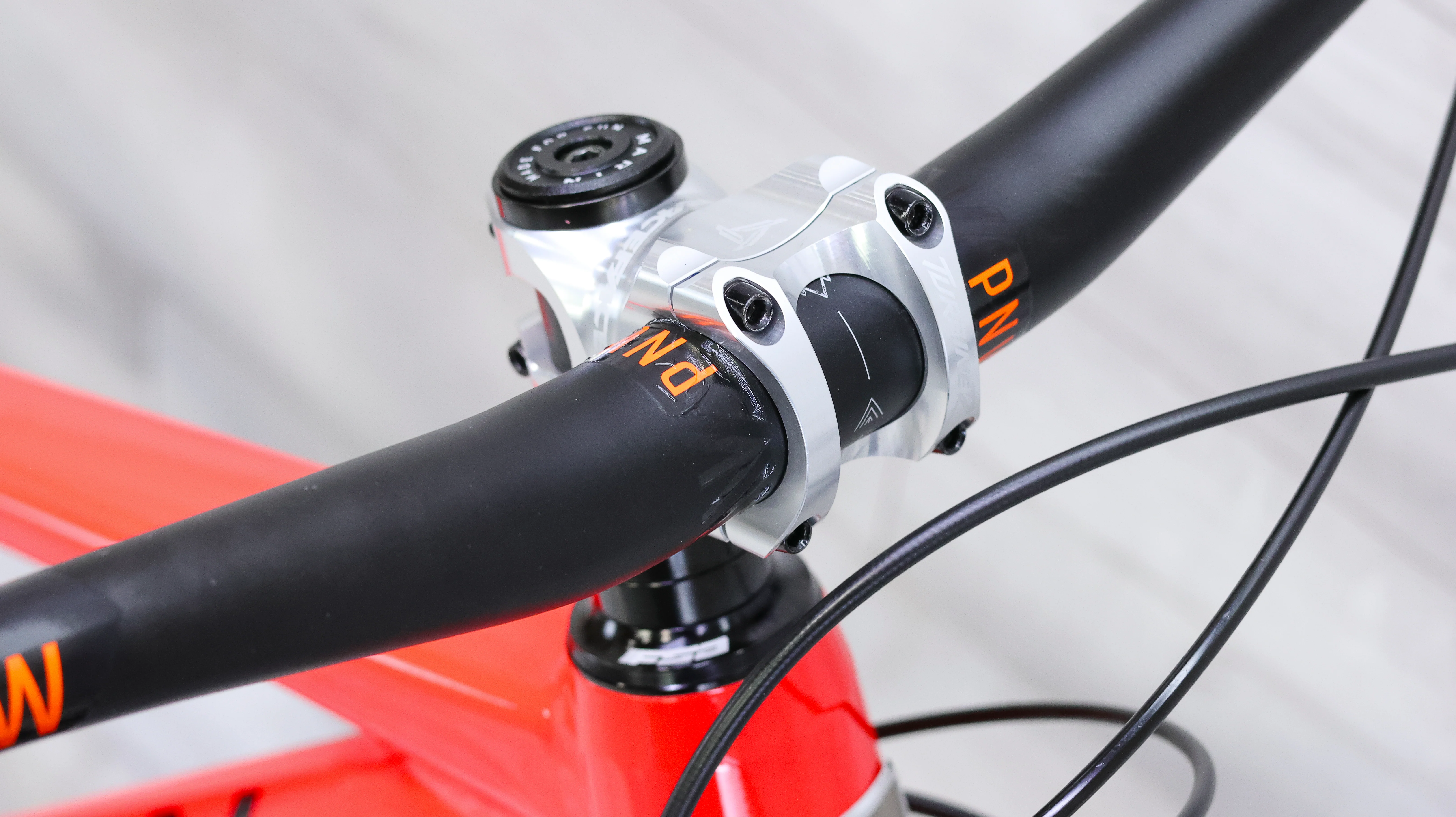 Marin San Quentin GX Eagle Mountain Bike - 2022, Medium - Image 12