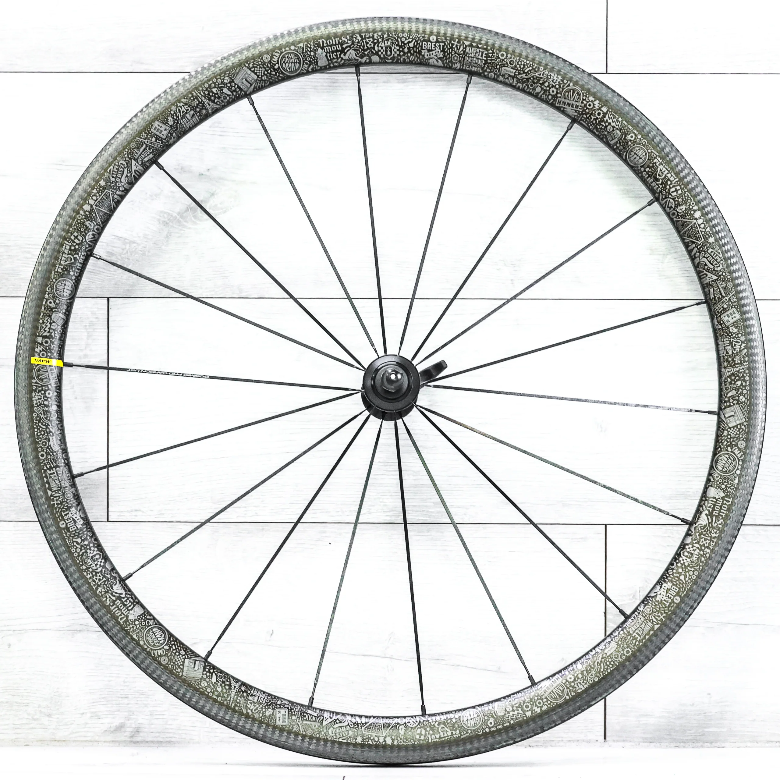 Mavic Cosmic Pro Carbon UST TDF Edition Wheelset – 700c, Rim Brake, Tubeless, HG 11-Speed - Image 6