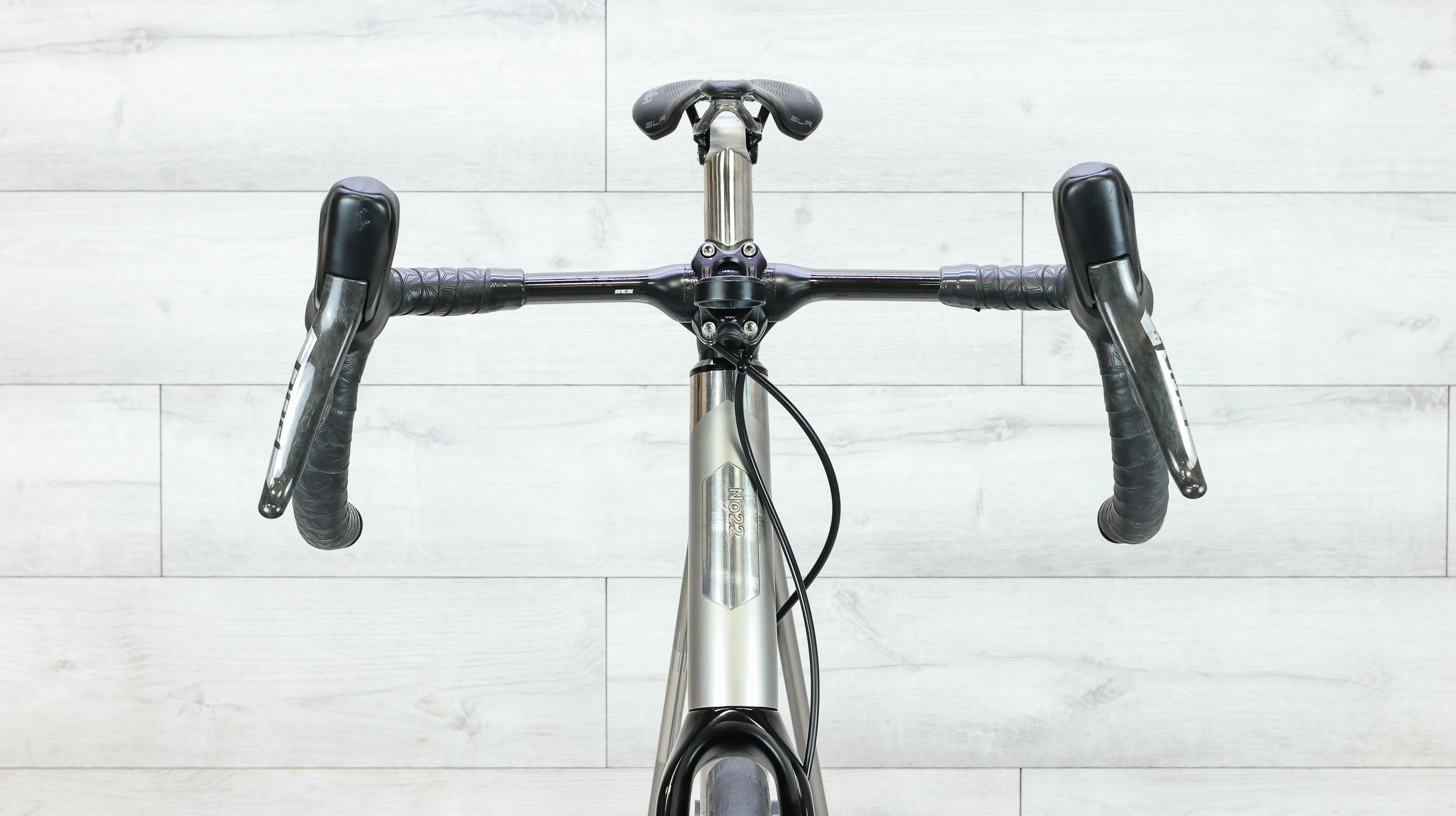 No.22 Aurora Red AXS Carbon Titanium Road Bike - 2022, 58cm - Image 12