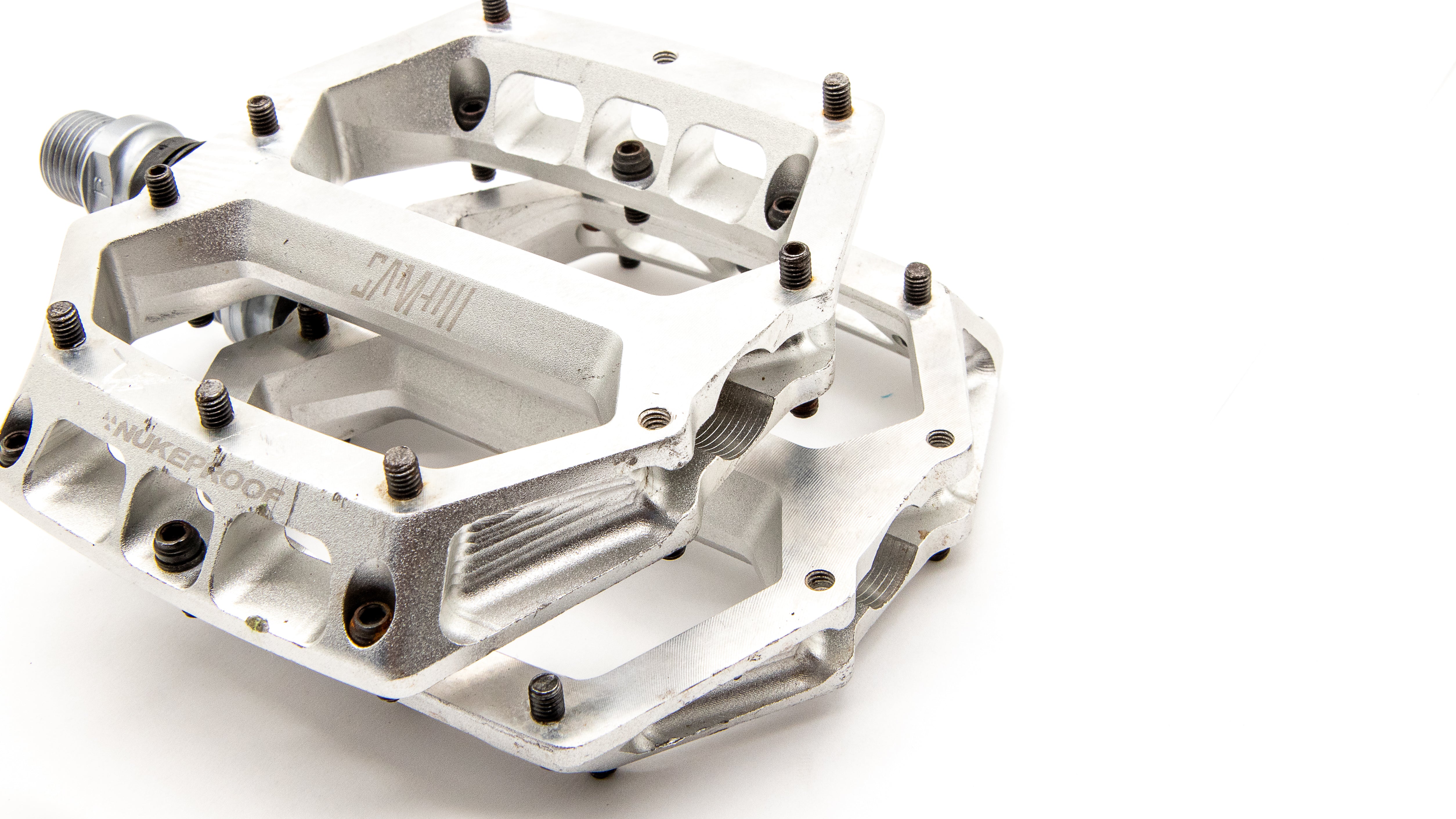 NukeProof Horizon Pro Sam Hill Enduro Flat MTB Pedal Silver 416g - Image 4