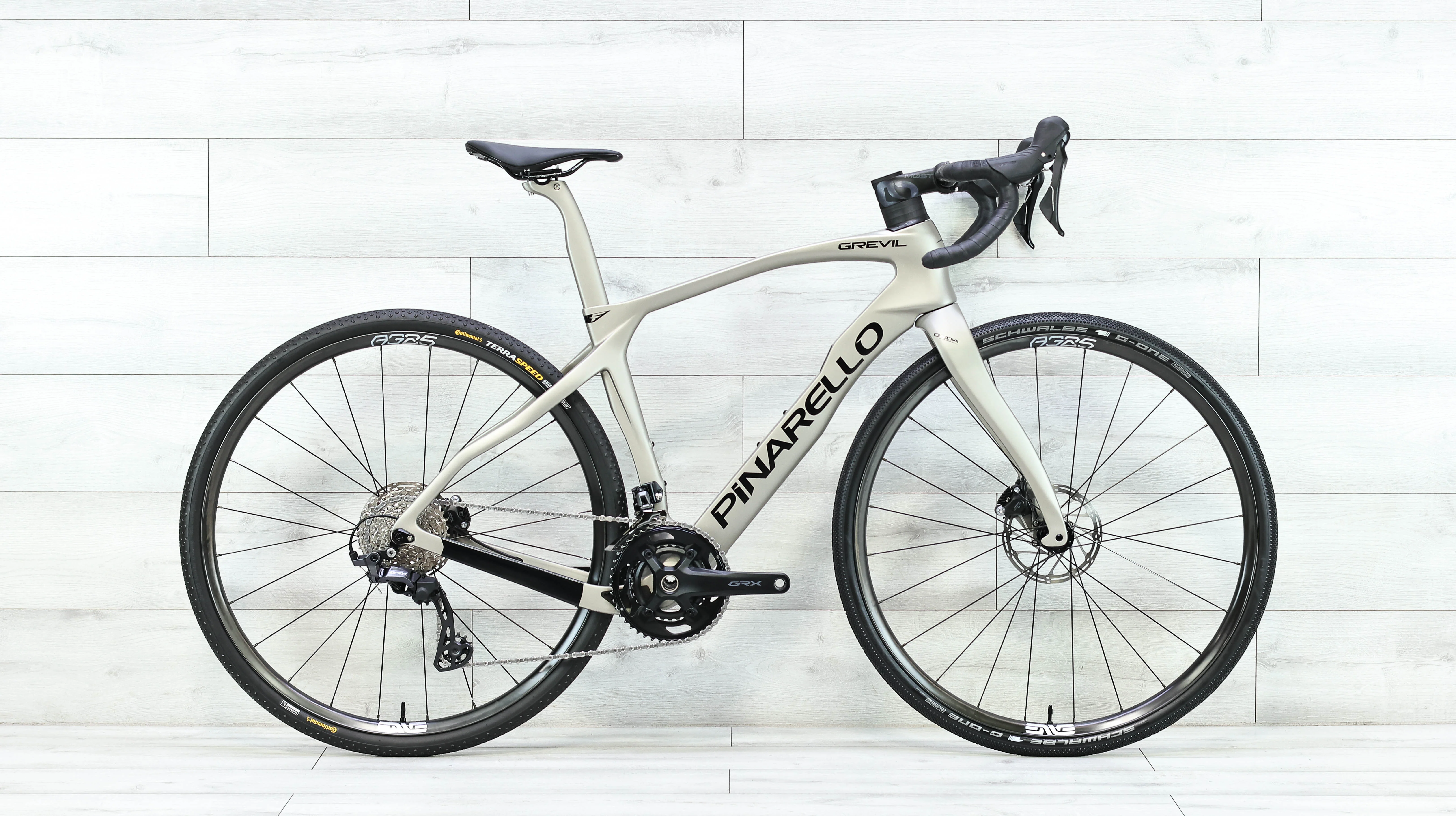 Pinarello Grevil F5 Shimano GRX ENVE Gravel Bike - 2025, 50cm