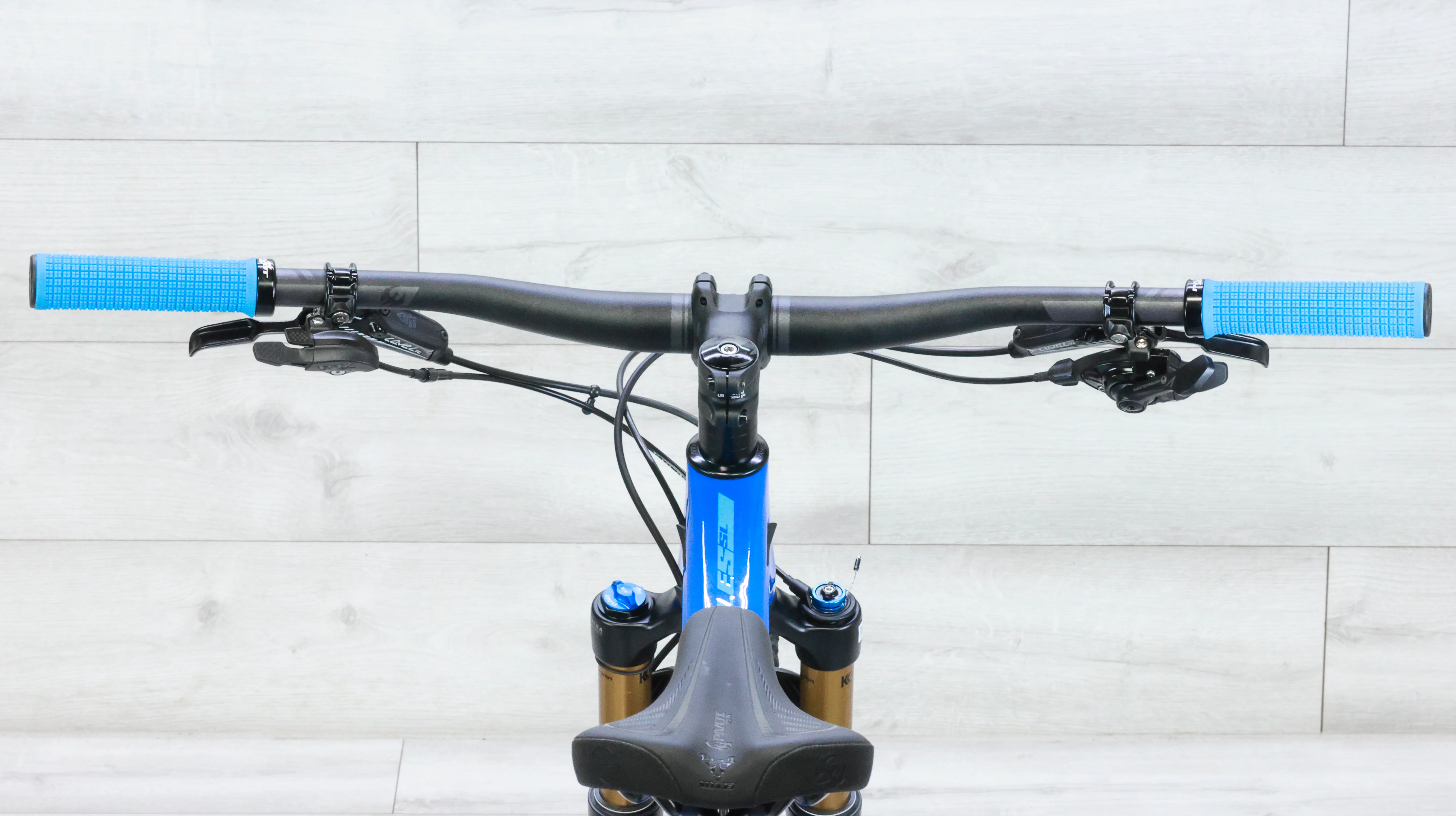 Pivot LES SL Pro GX/X01 Mountain Bike - 2024, Medium - Image 11
