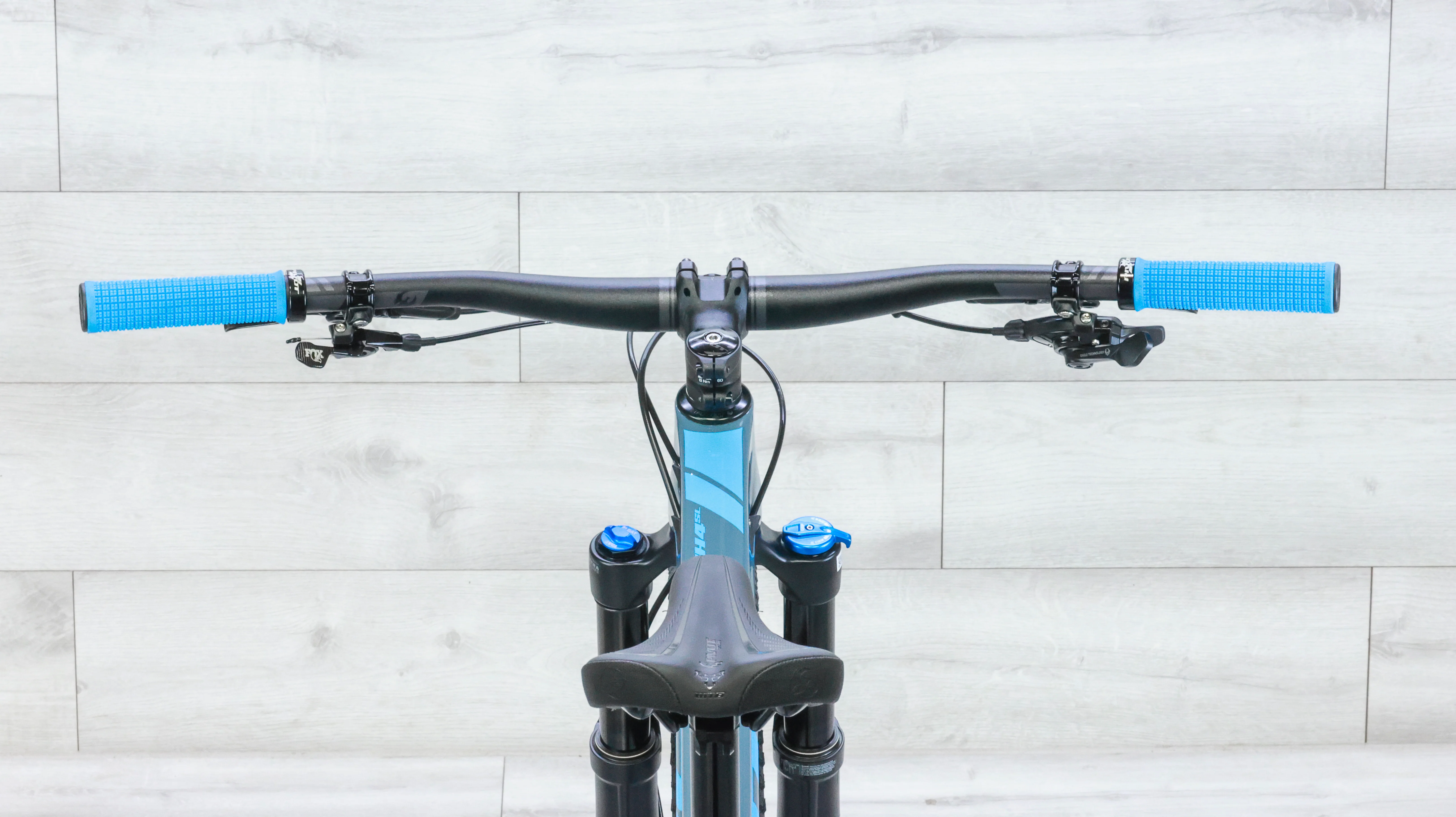 Pivot Mach 4 SL GX/X01 Mountain Bike - 2023, Small - Image 13