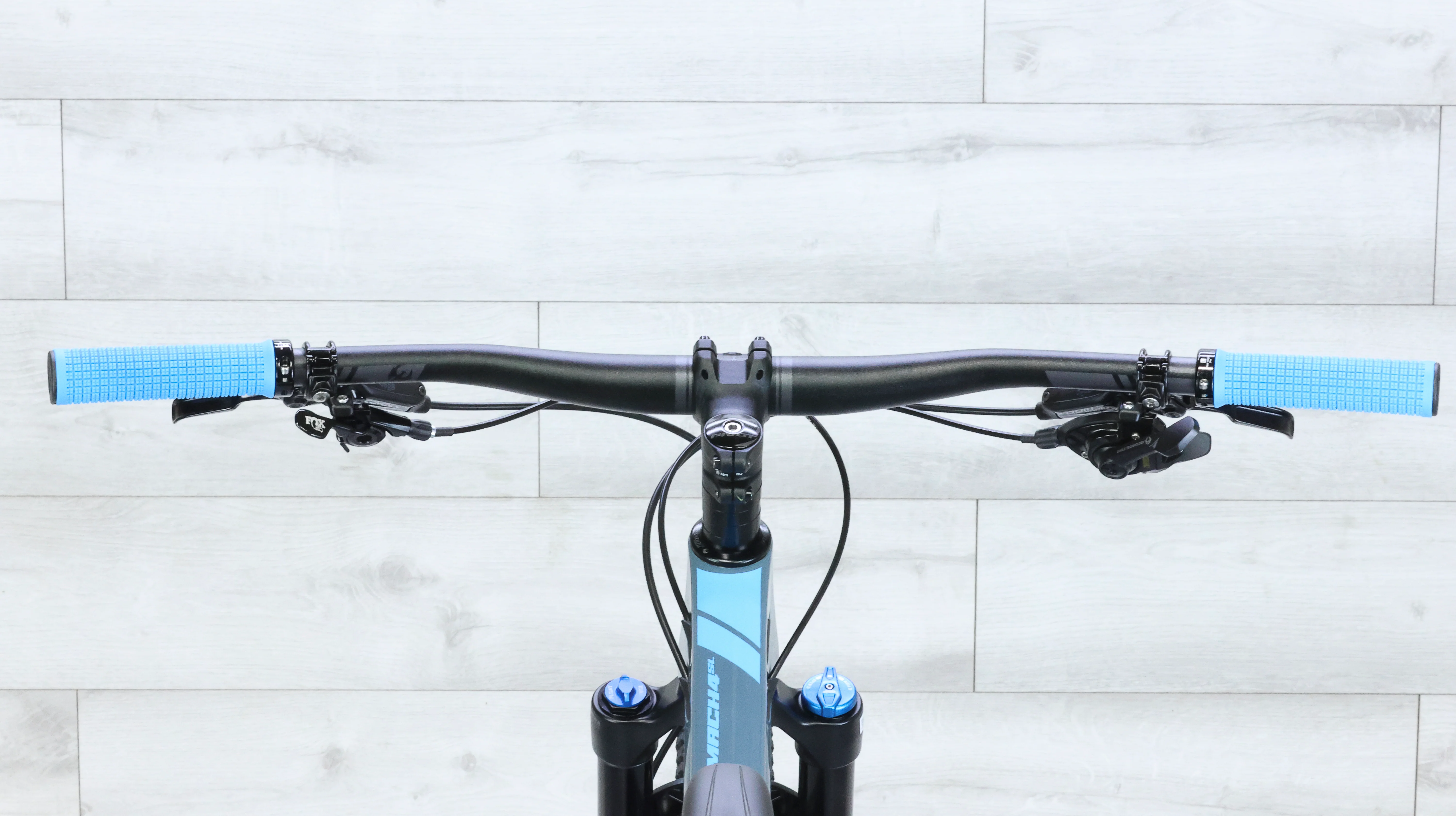 Pivot Mach 4 SL Mountain Bike - 2023, Medium - Image 13