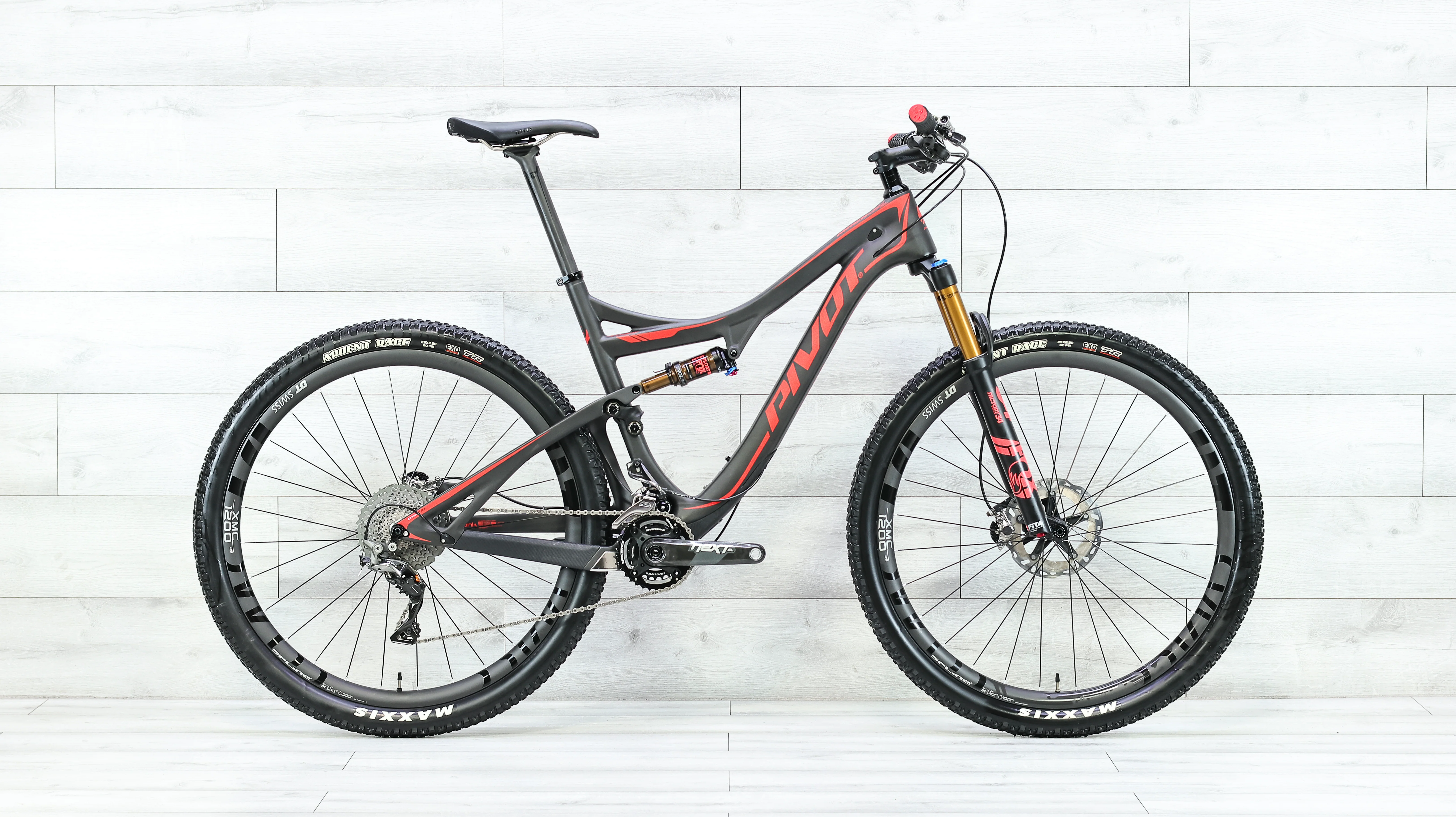 Pivot Mach 429 SL Carbon Team XTR Mountain Bike - 2018, Large