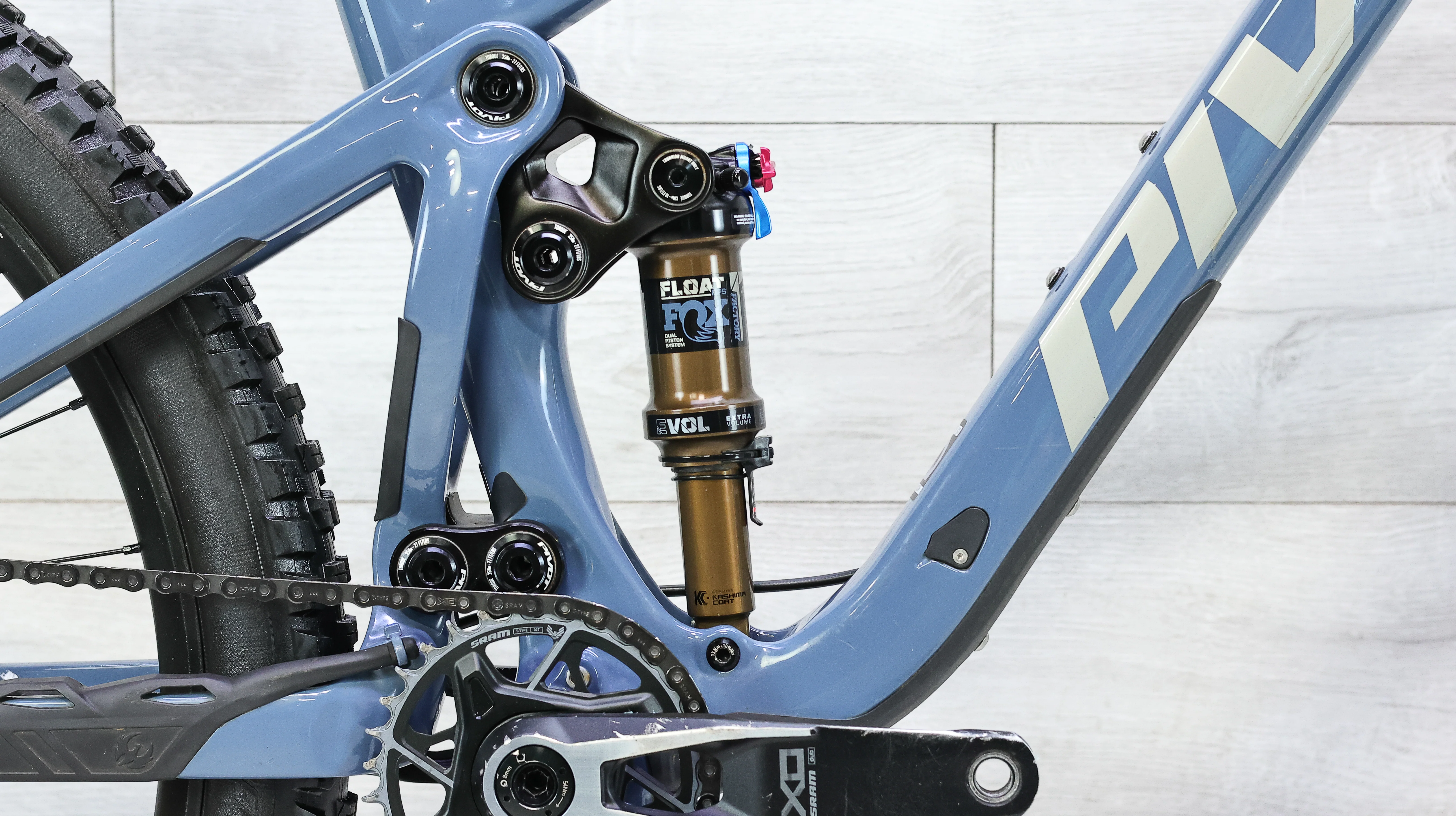 Pivot Shadowcat Pro X0 Eagle Transmission Mountain Bike - 2023, Large - Image 10