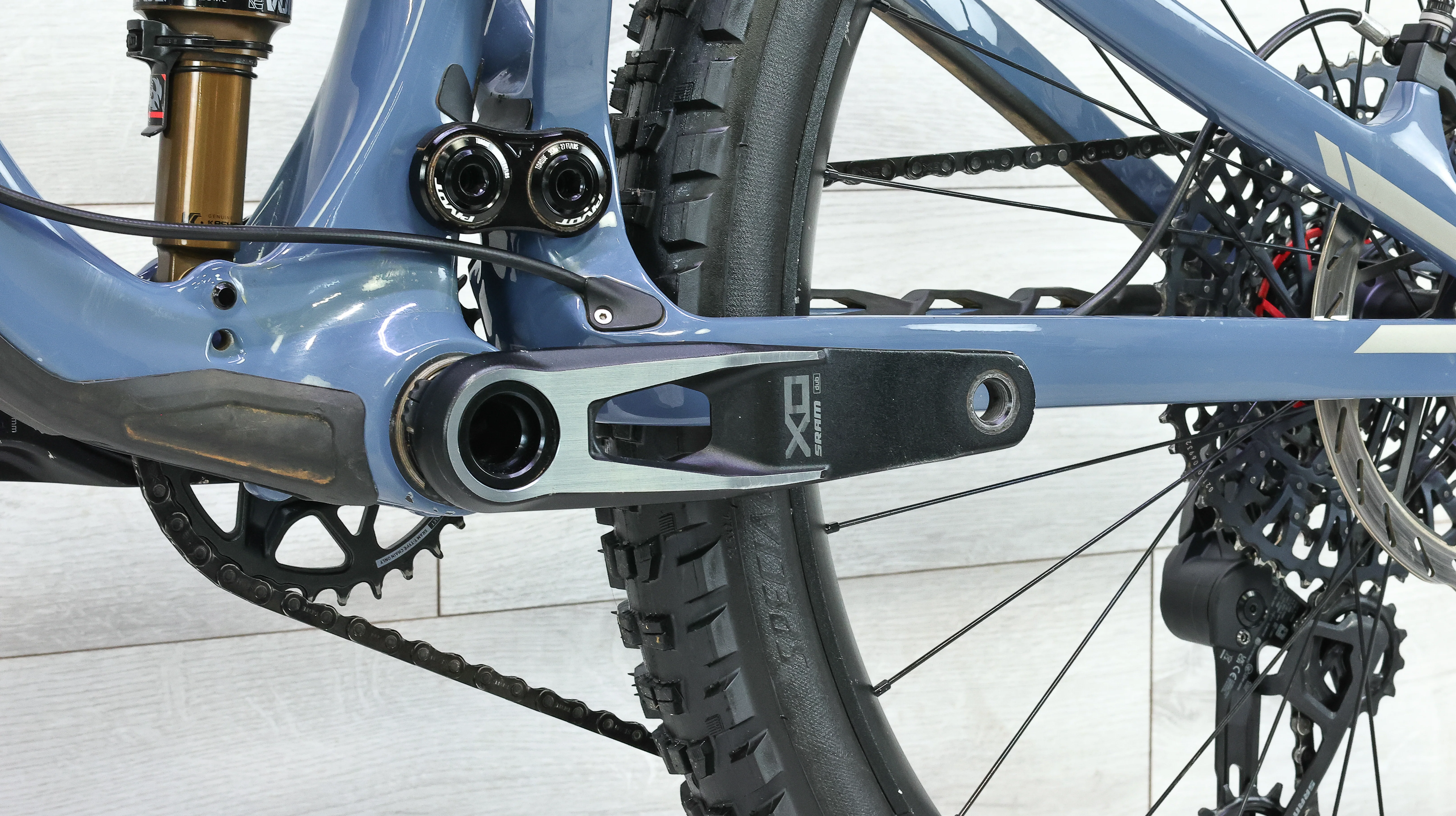 Pivot Shadowcat Pro X0 Eagle Transmission Mountain Bike - 2023, Large - Image 7
