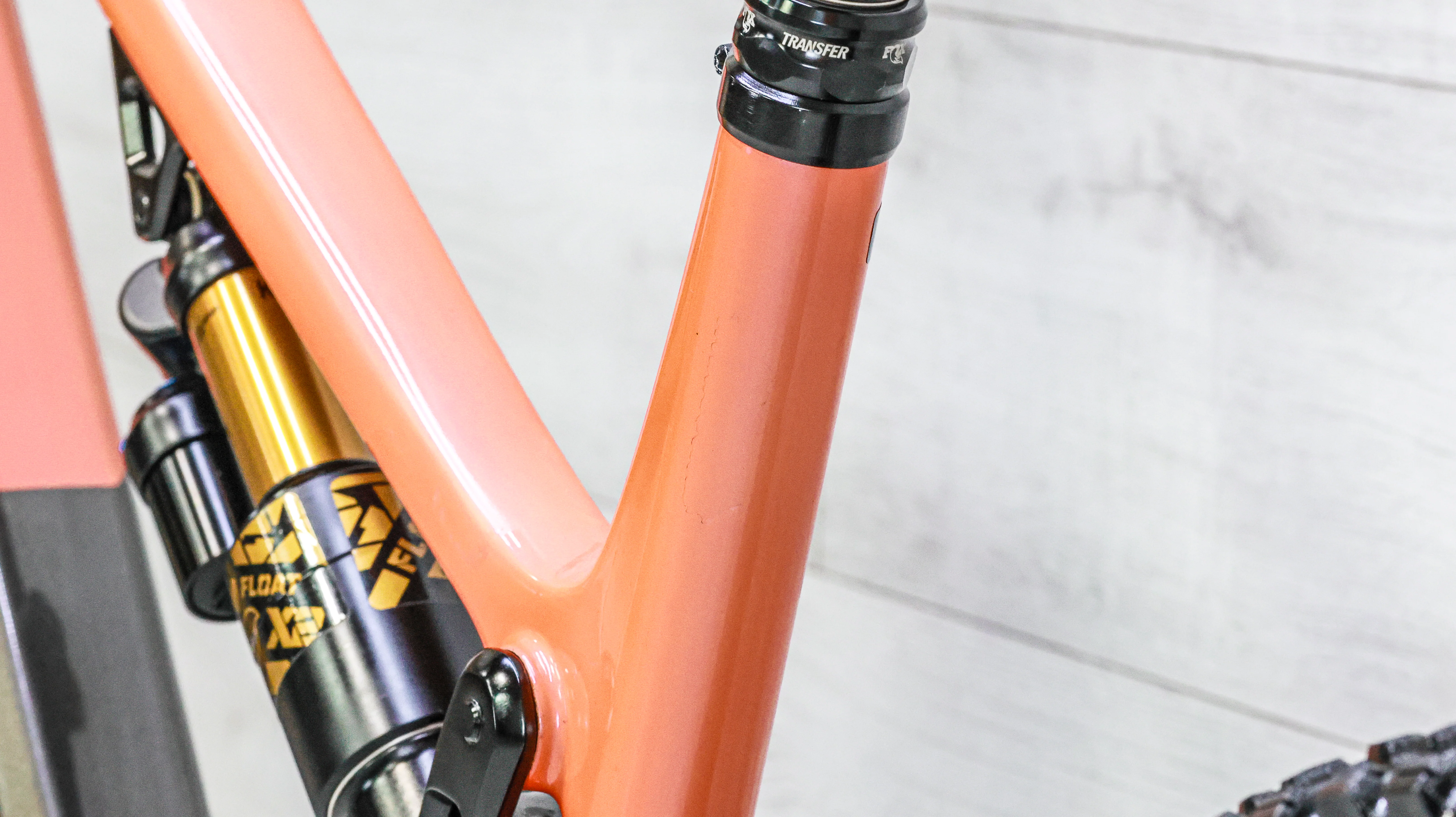 Rocky Mountain Altitude Carbon 90 Rally Edition Mountain Bike - 2022, X-Large - Image 18