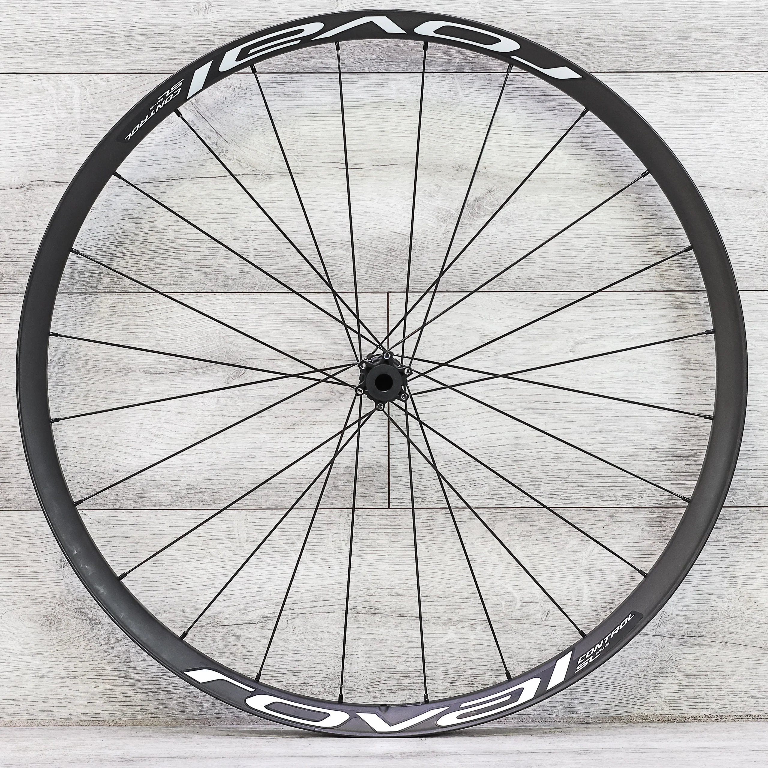 Roval Control SL Carbon 29" MTB Disc Wheelset - Tubeless, 6-Bolt, SRAM XD 12-Speed - Image 8