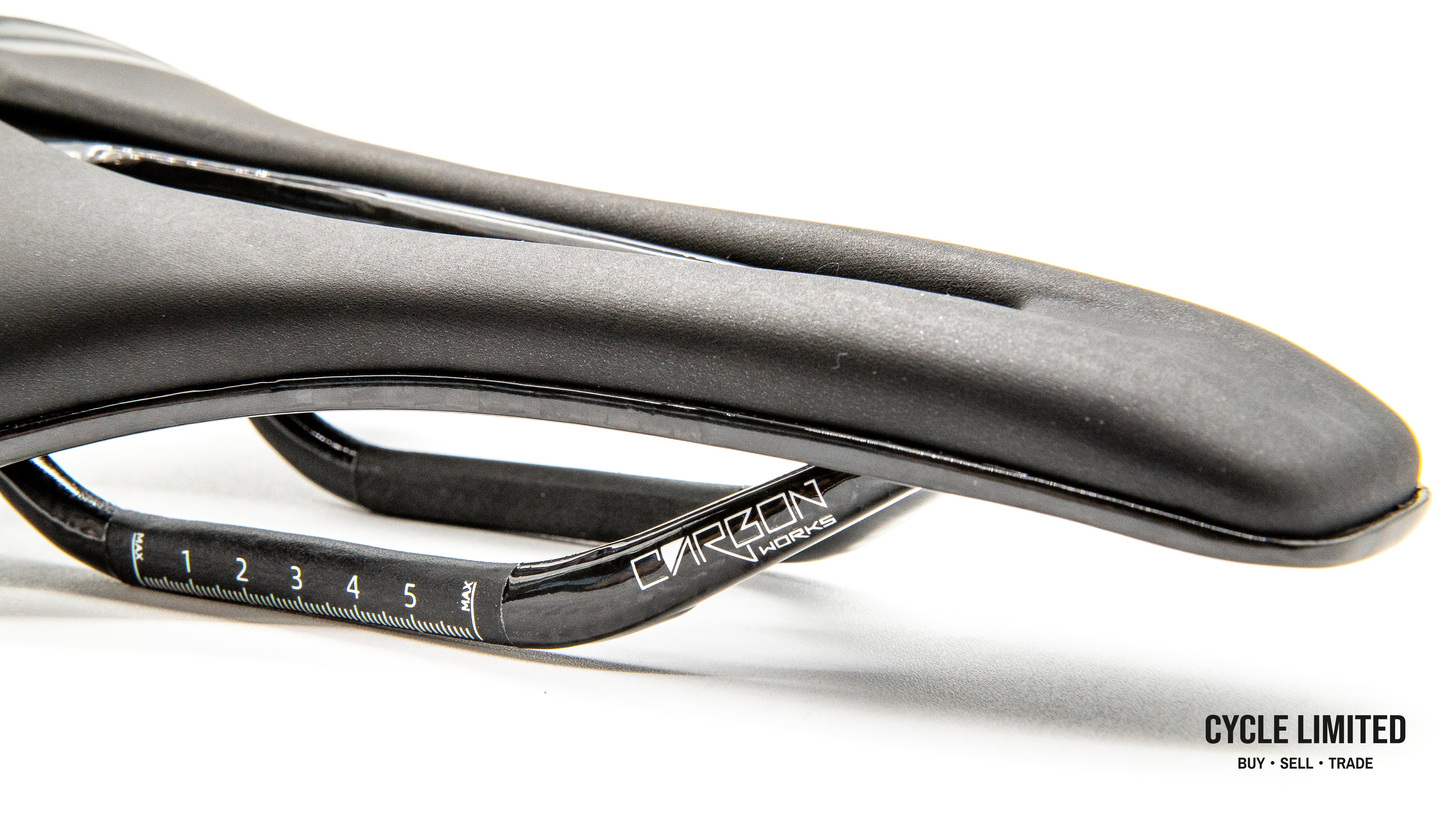 RYET Full Carbon Fiber EVA Saddle 121g - Image 3