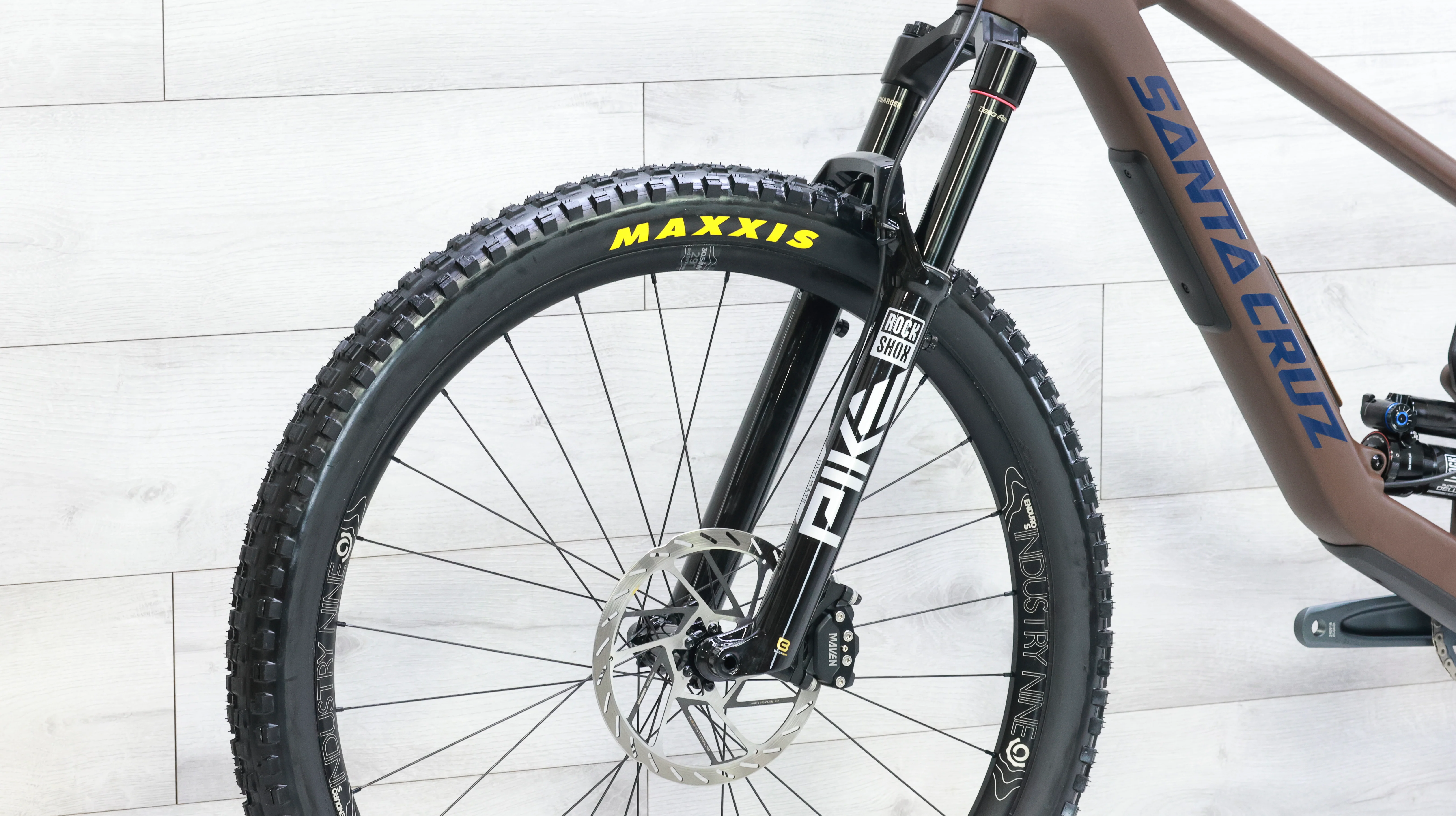 Santa Cruz 5010 CC GX Transmission Mountain Bike - 2024, Large - Image 9