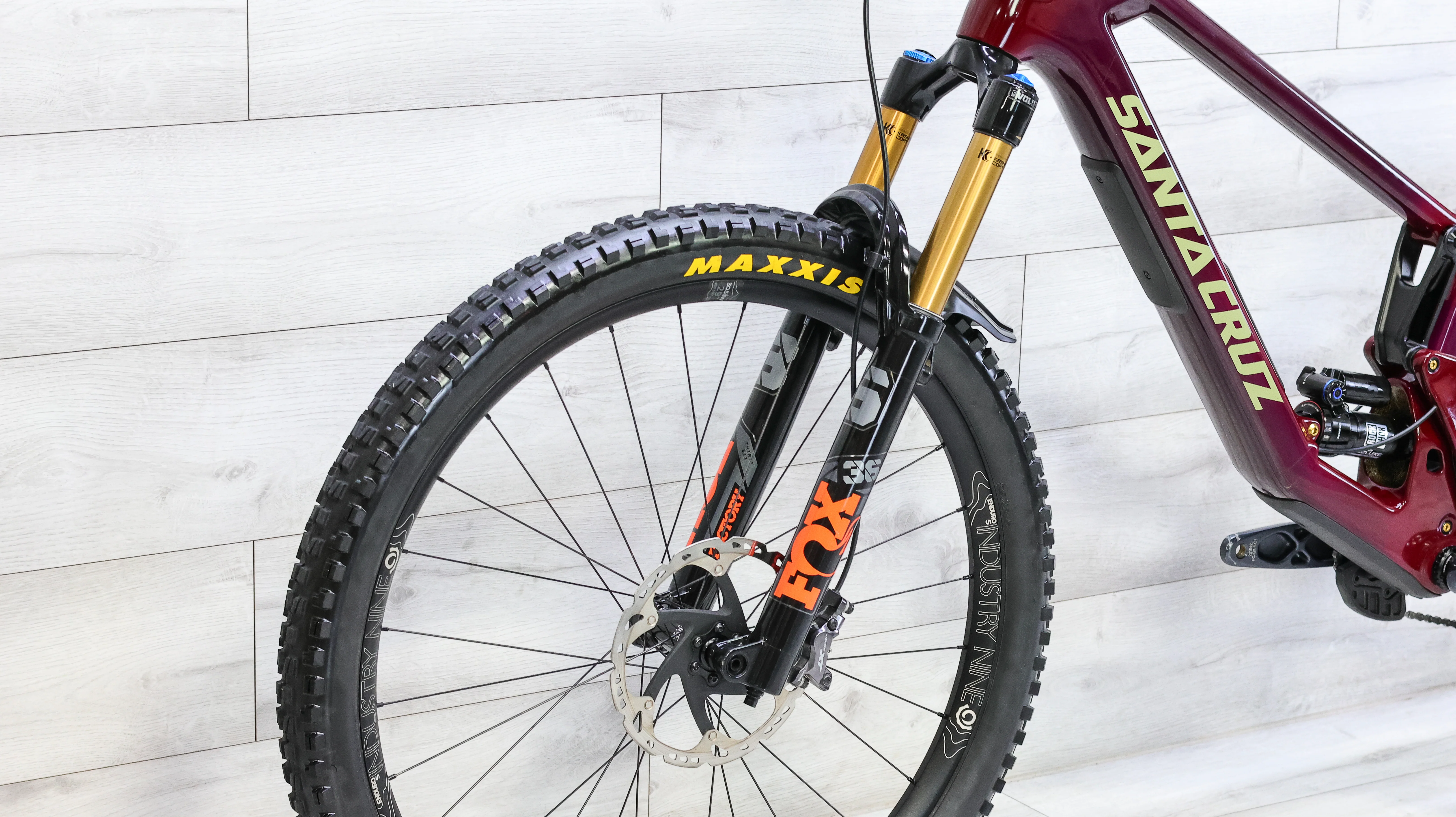 Santa Cruz Hightower CC Mountain Bike - 2023, X-Large - Image 9