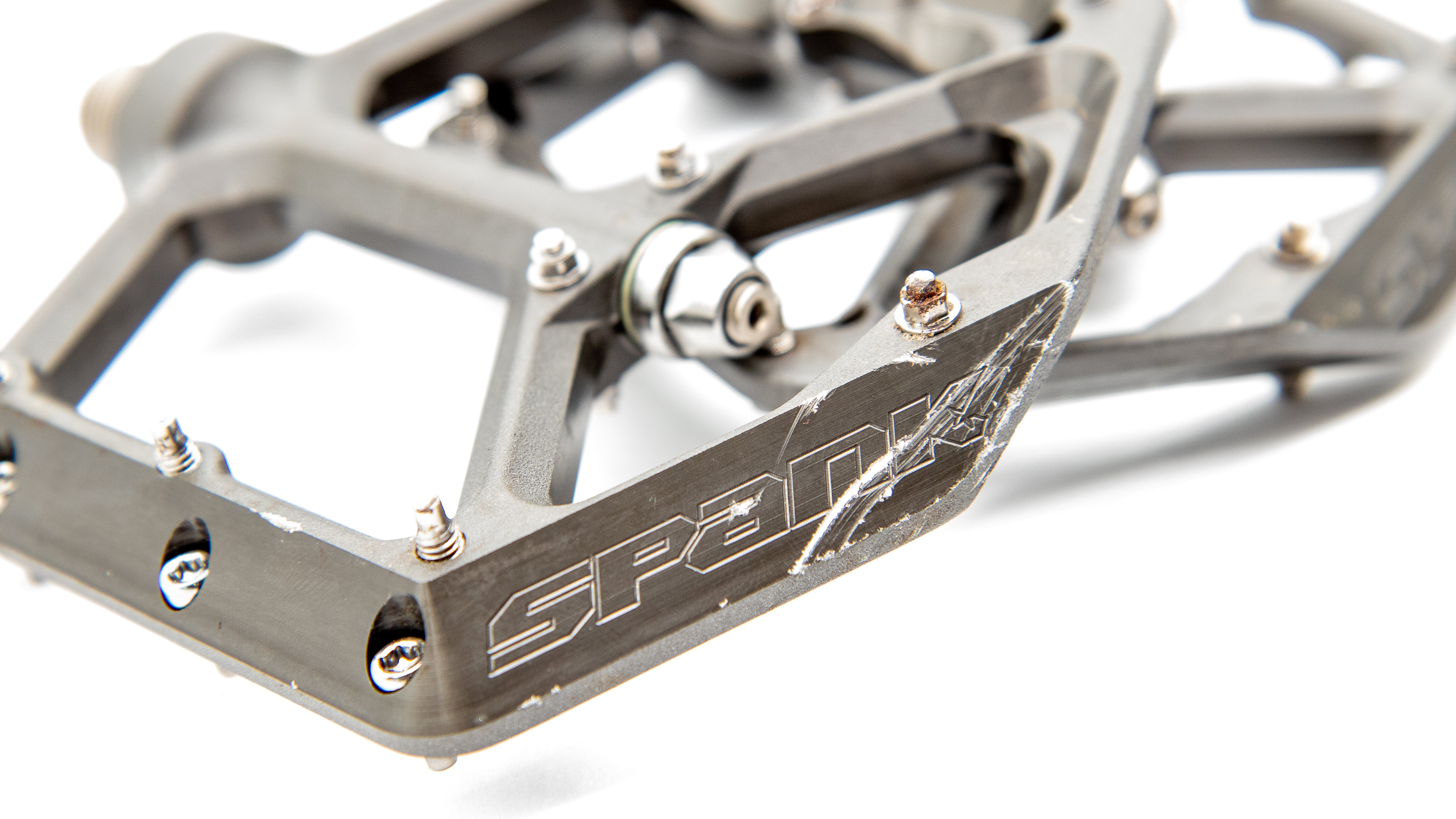 Spank Oozy Reboot MTB Pedals Gun Metal 372g - Image 3