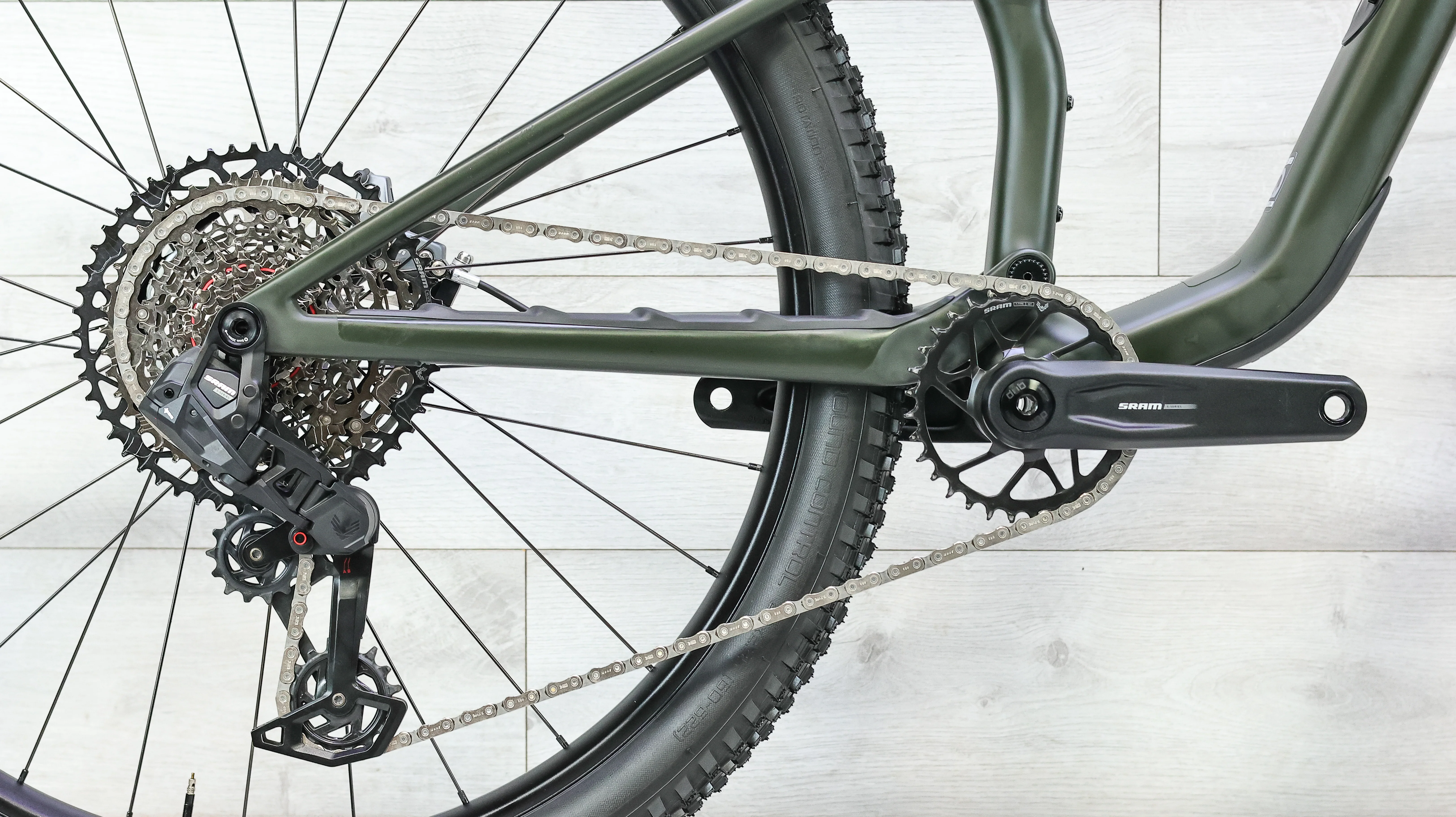 Specialized Epic 8 Evo Comp S-1000 AXS Mountain Bike - 2025, Small - Image 5