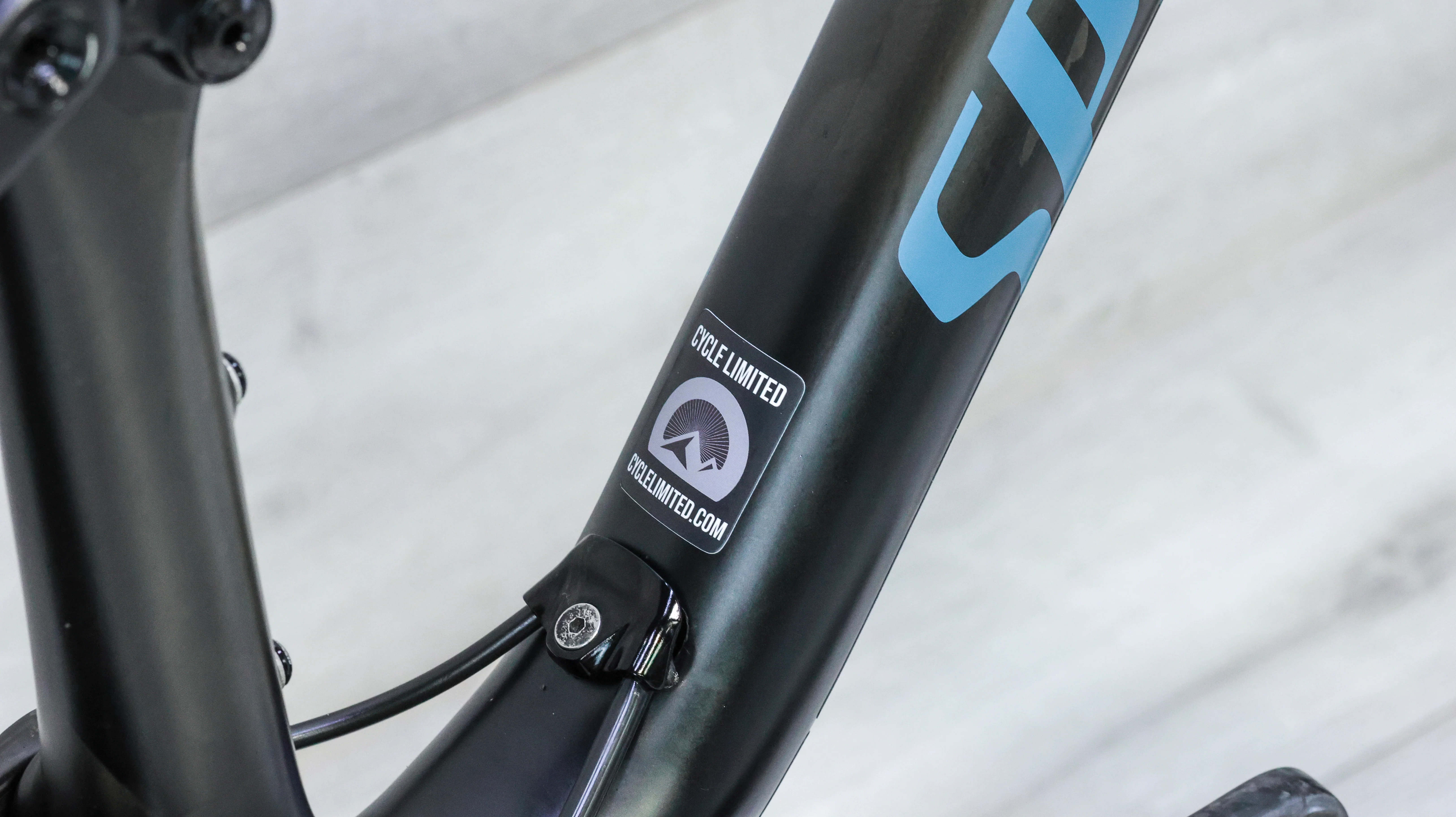 Specialized Epic Expert EVO Mountain Bike - 2019, Large - Image 3