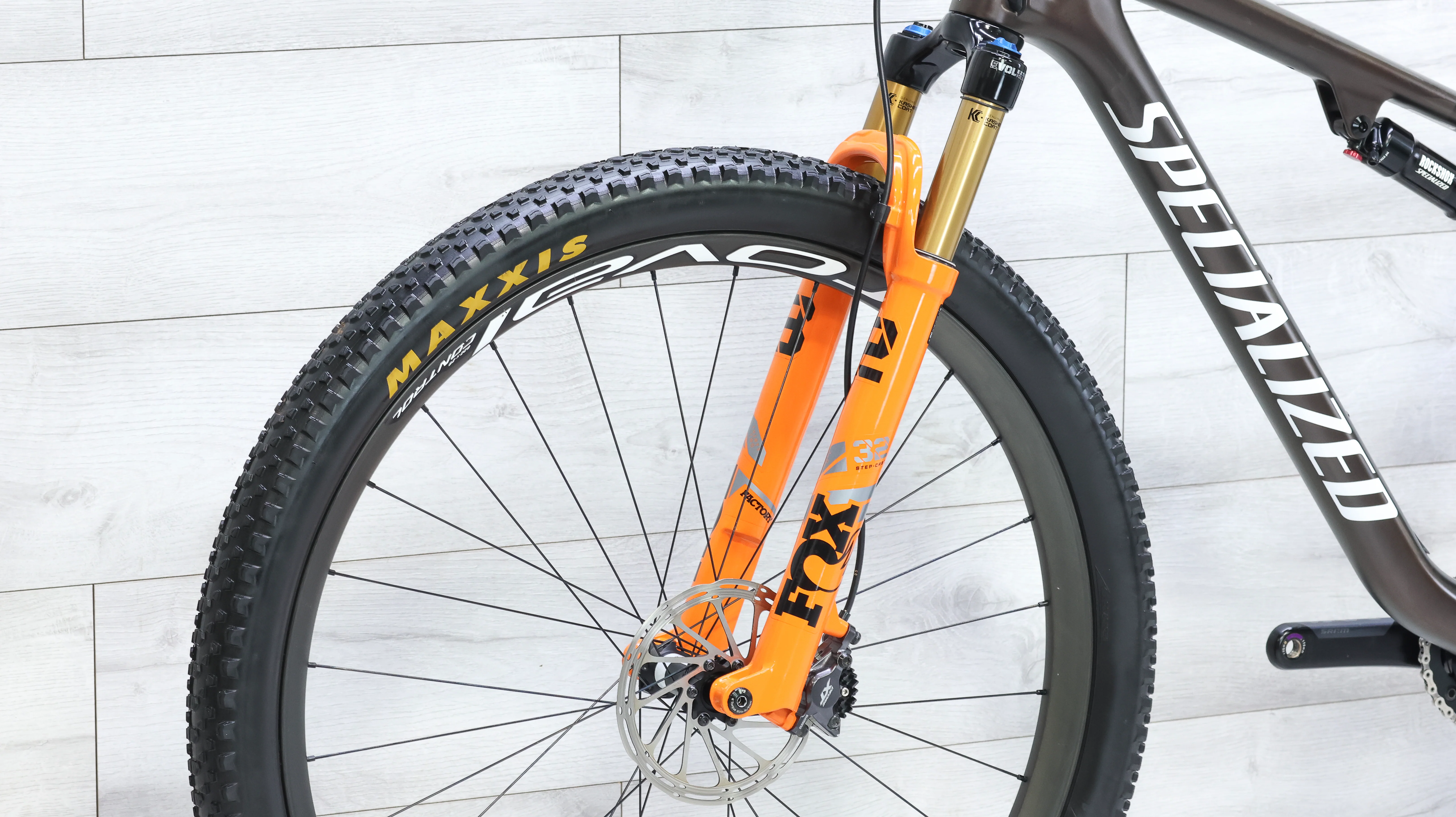 Specialized Epic Pro Mountain Bike - 2022, Medium - Image 9