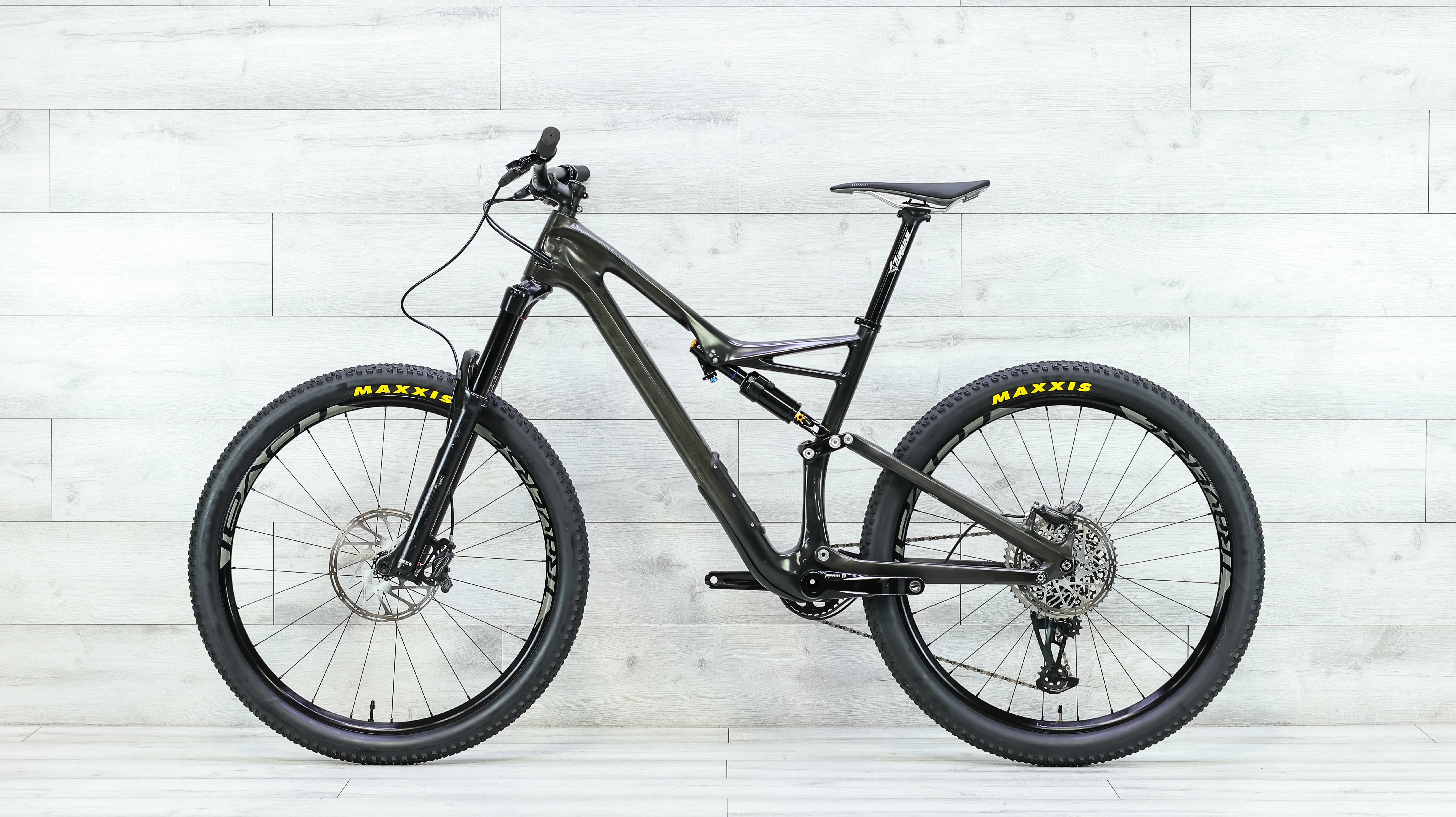 Specialized Stumpjumper FSR Pro Carbon 6Fattie Mountain Bike - 2017, Large - Image 2