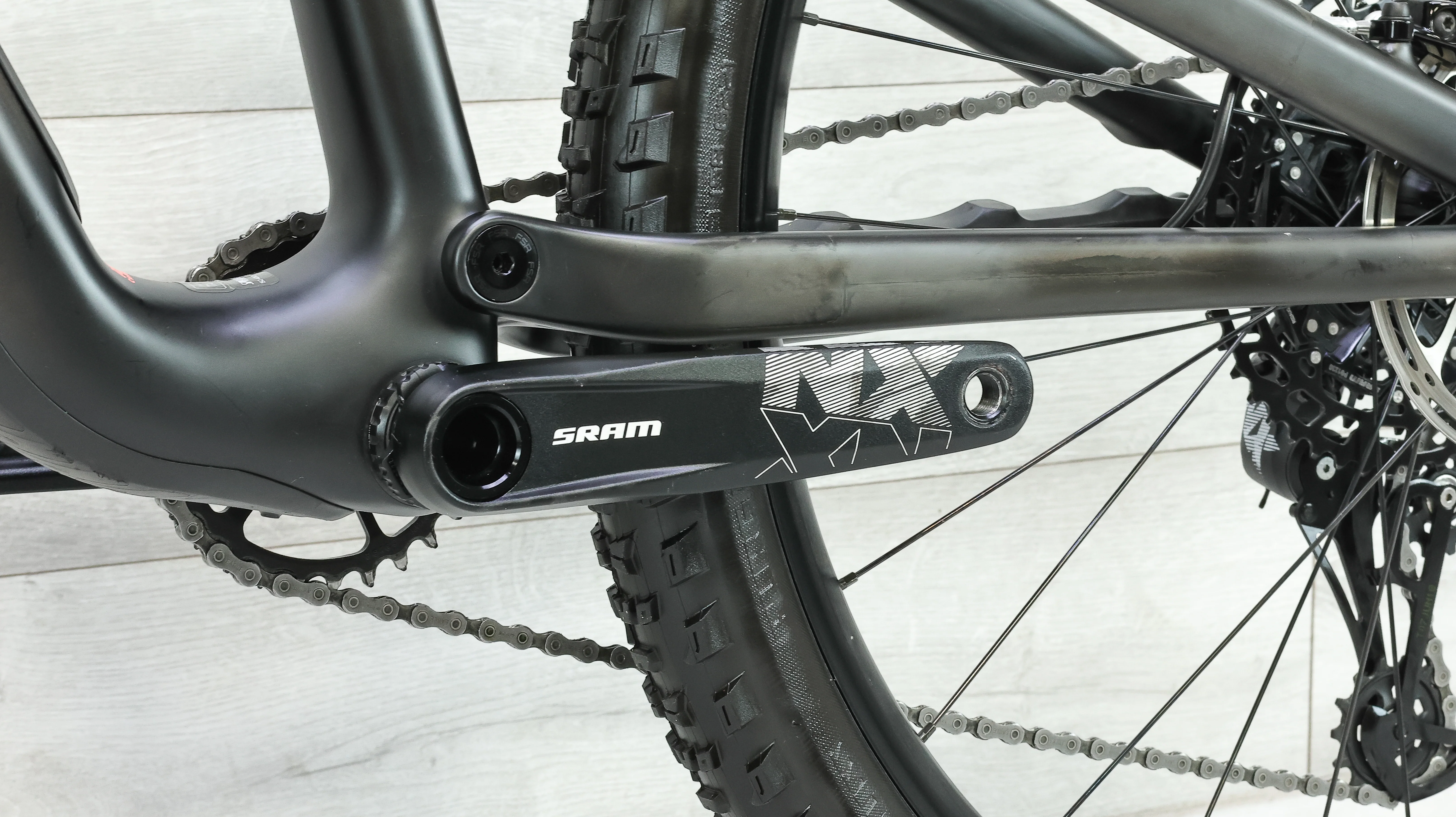 Specialized Stumpjumper ST Comp Carbon 29 Mountain Bike - 2019, Small - Image 7