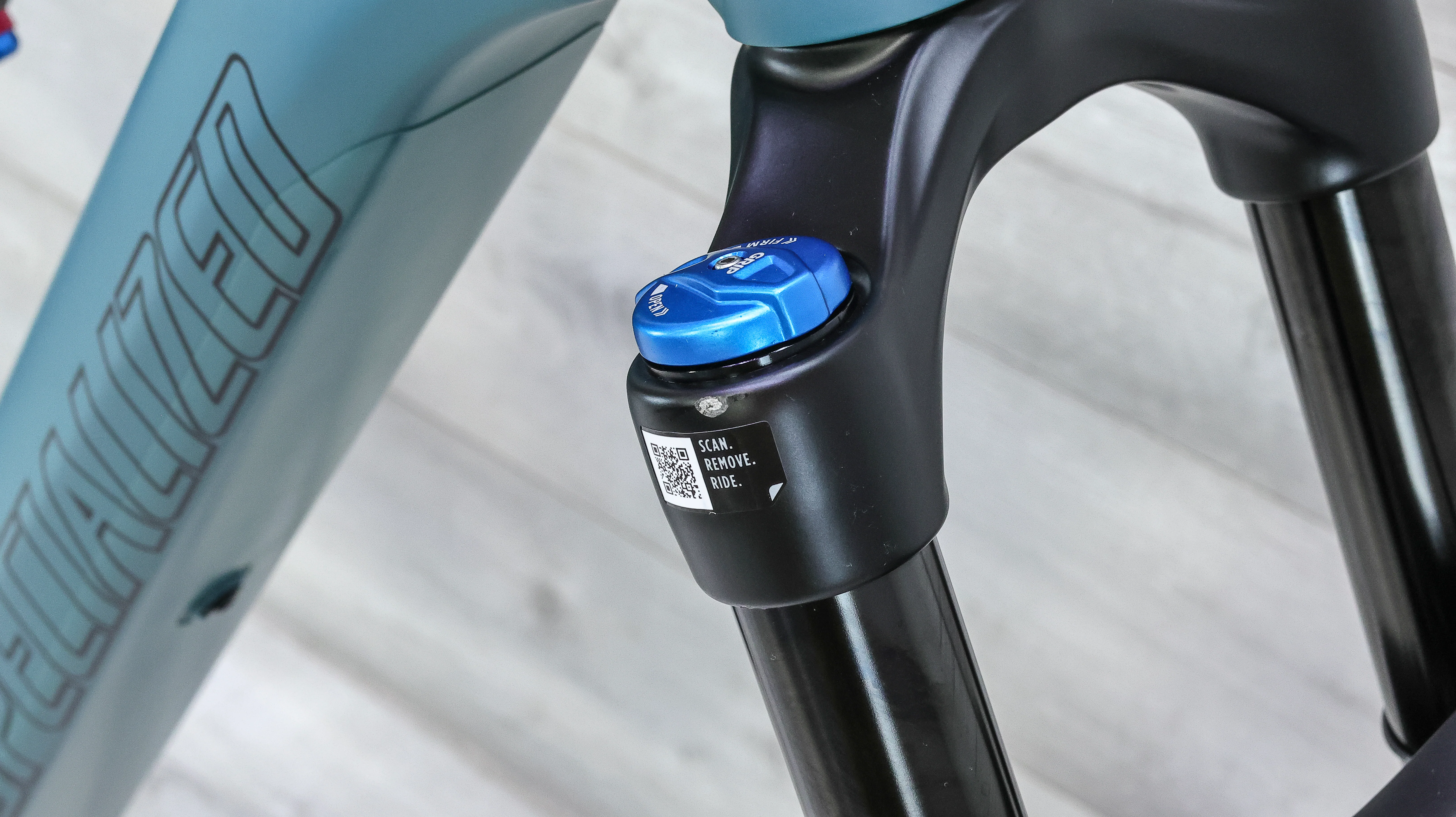 Specialized Turbo Levo SL Comp Mountain E-Bike - 2022, Medium - Image 17