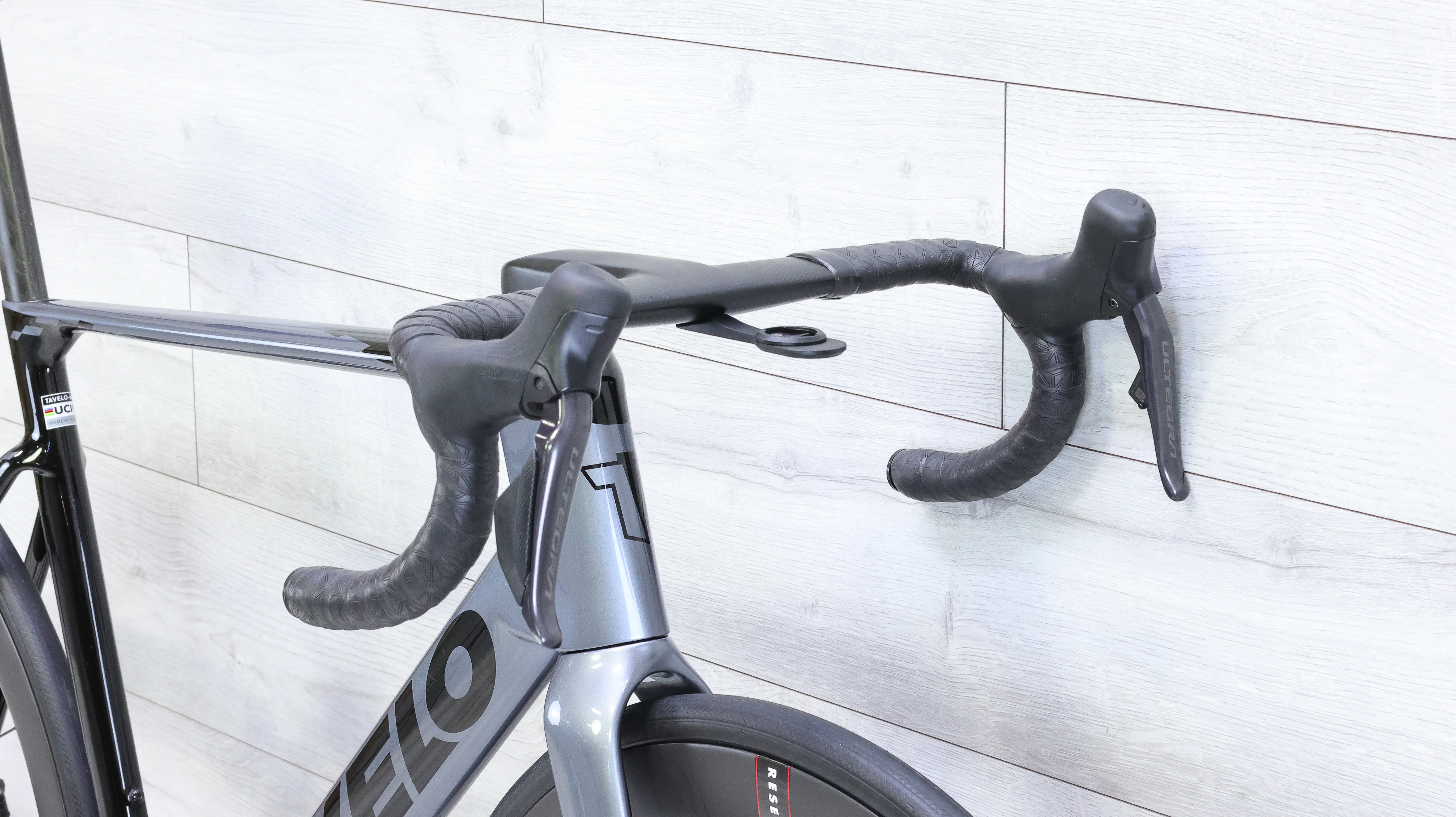 Tavelo Arow Race Polestar Ultegra Di2 Road Bike - 2024, X-Large - Image 10