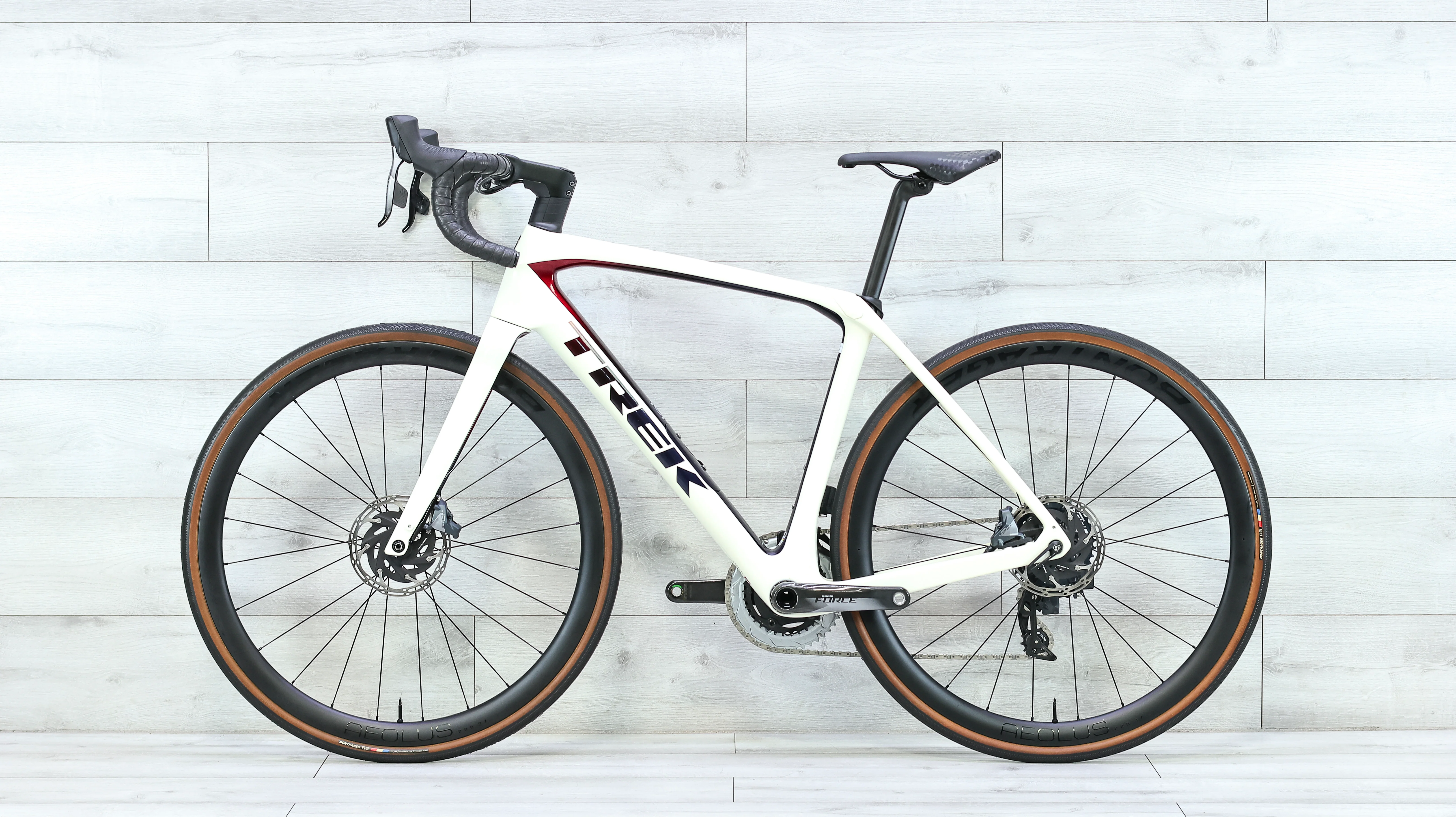 Trek Domane SL 7 AXS Gen 4 Road Bike - 2023, 54cm - Image 2