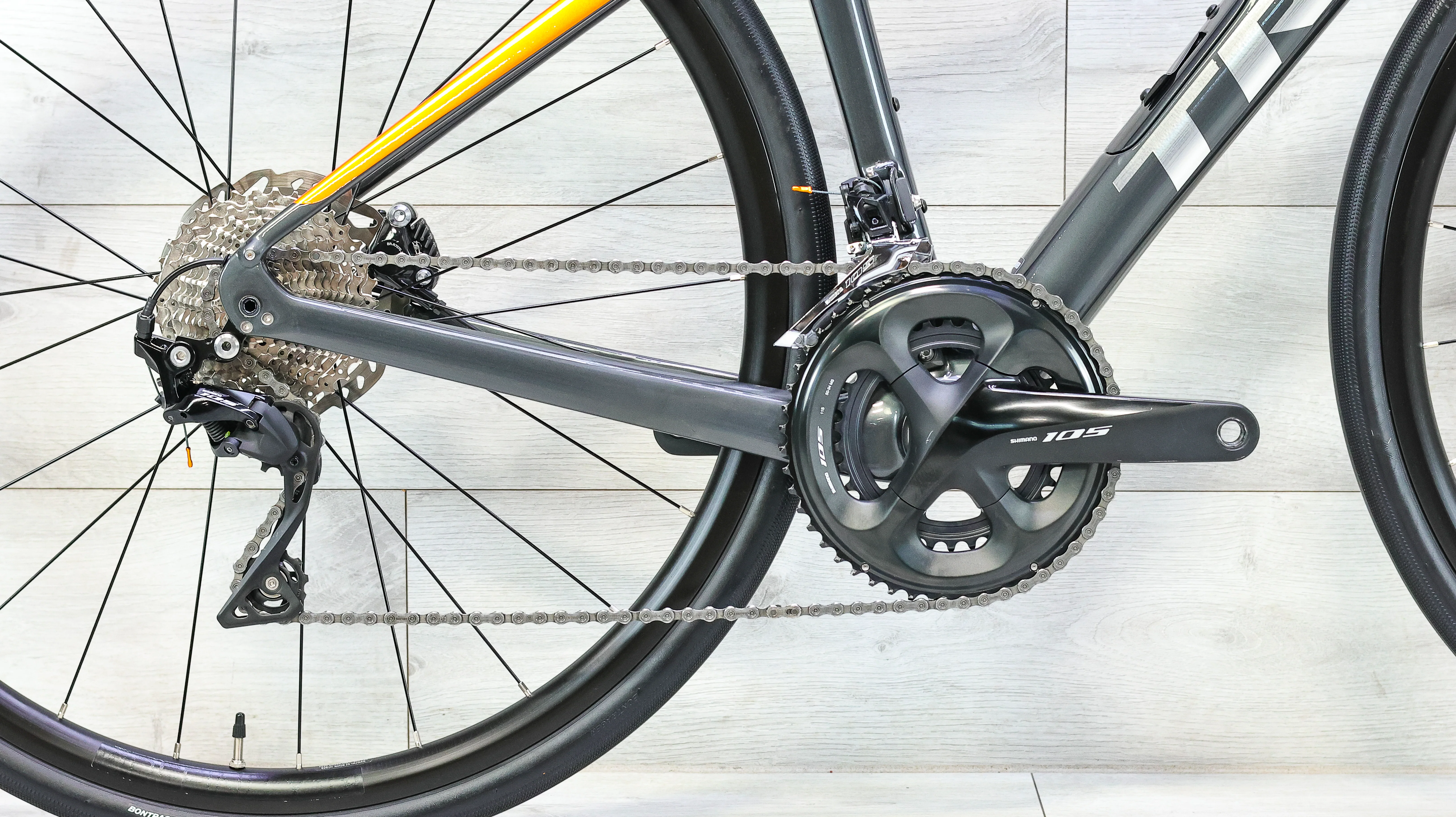 Trek Domane SL5 Road Bike - 2021, 47cm - Image 5