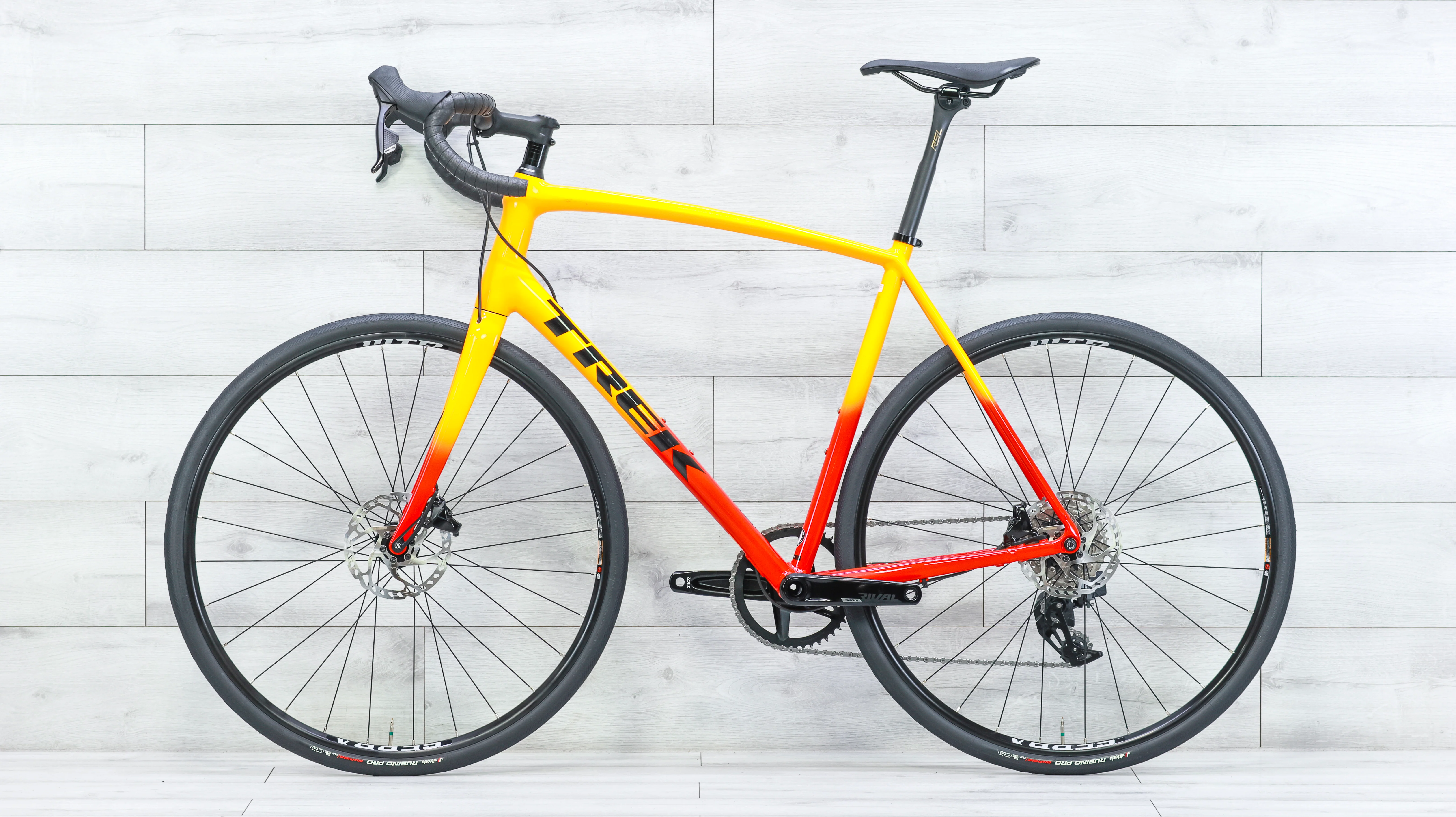 Trek Emonda ALR Rival AXS Road Bike - 2023, 60cm - Image 2