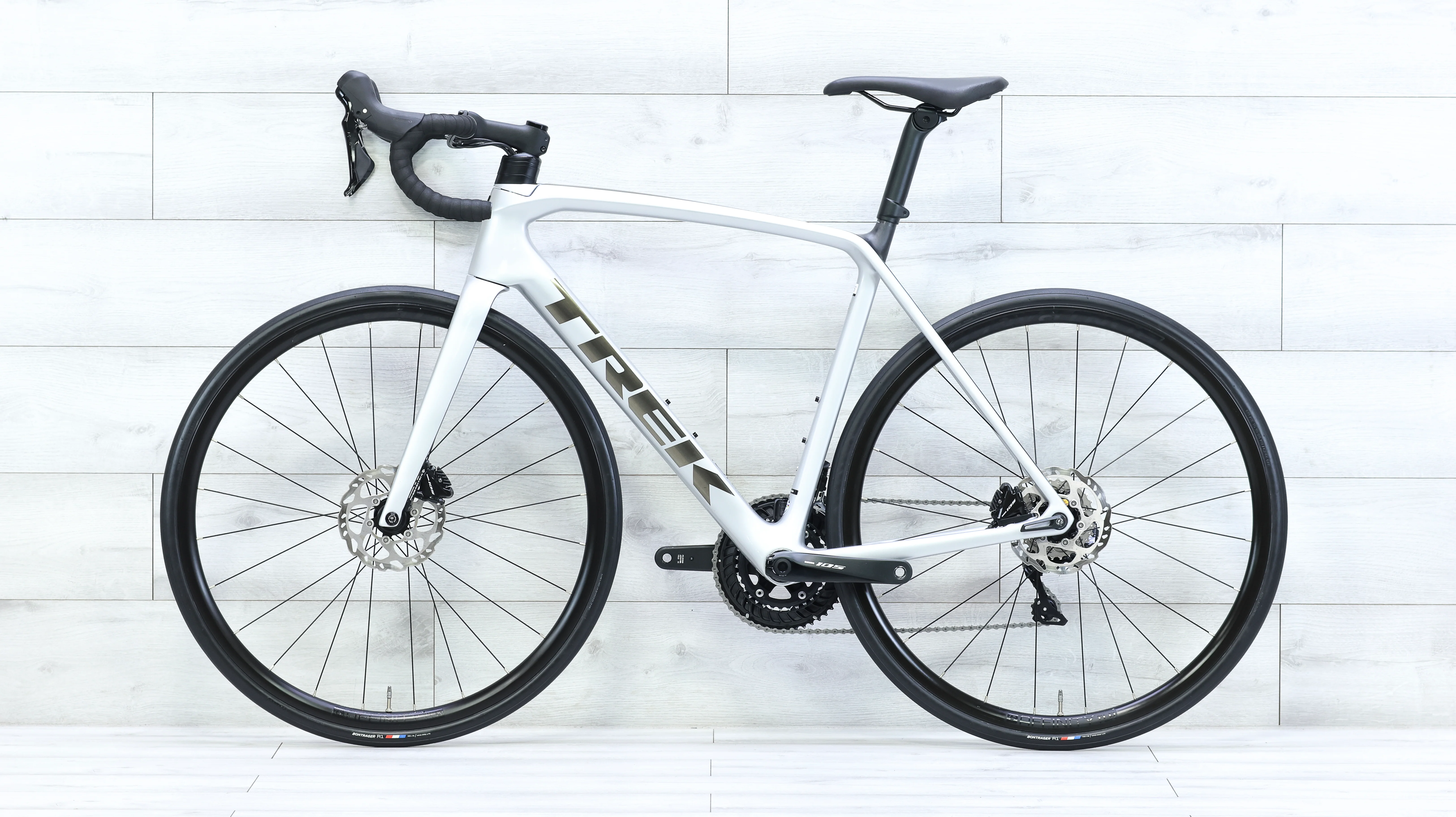Trek Emonda SL 5 Disc Road Bike - 2022, 56cm - Image 2