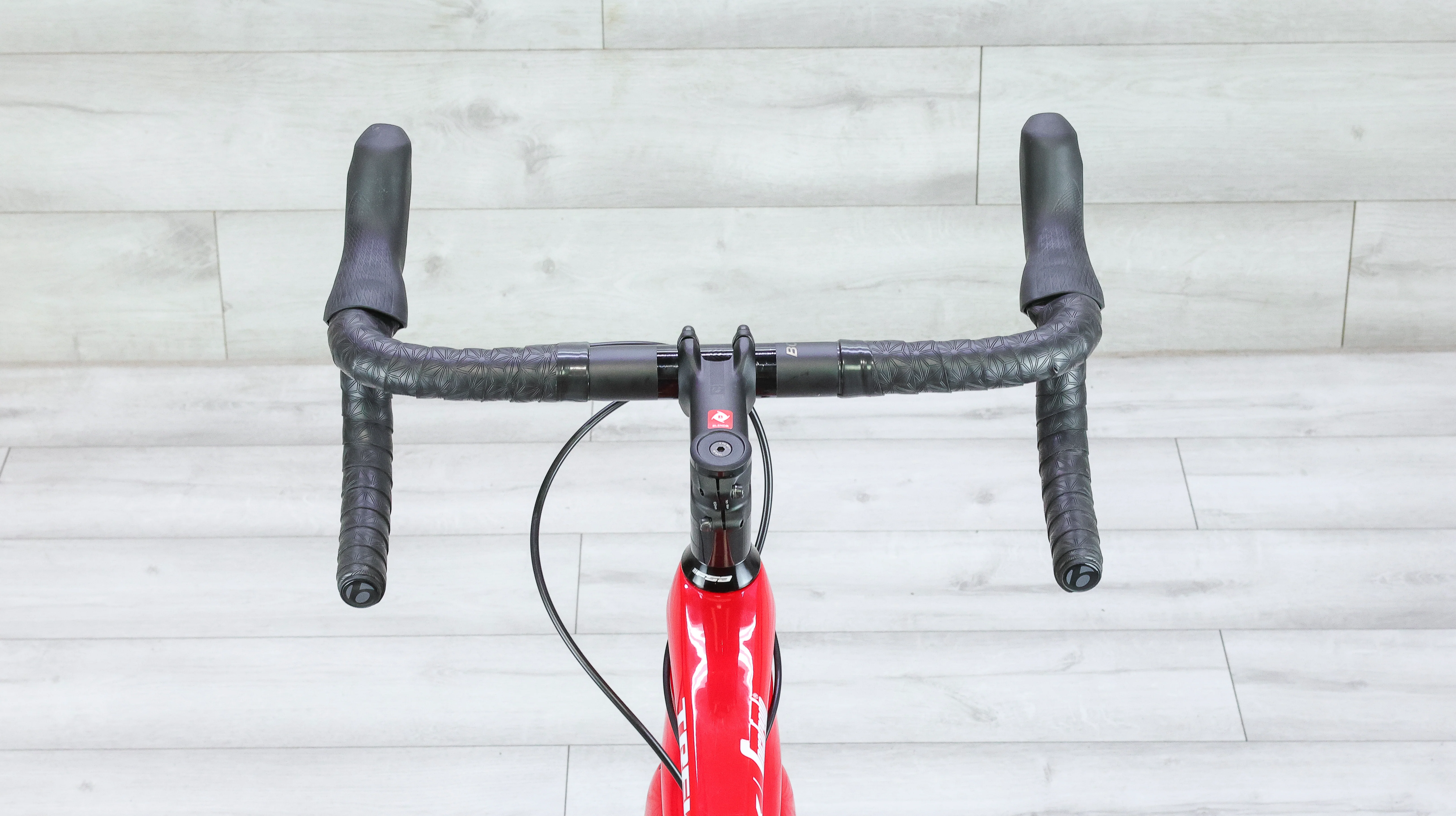 Trek Emonda SLR 6 Disc Road Bike - 2020, 56cm - Image 13