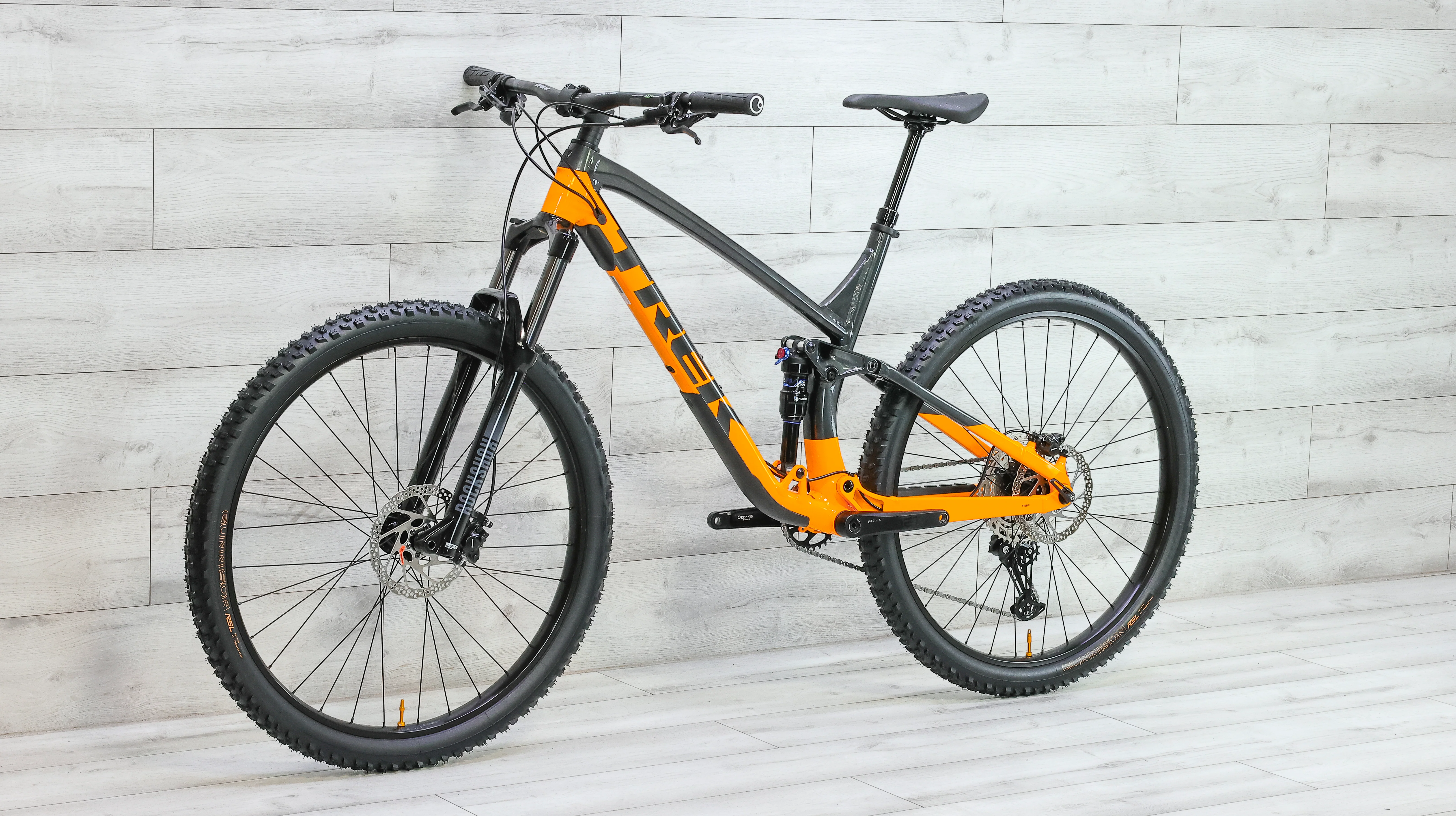 Trek Fuel EX 5 Gen 5 Mountain Bike - 2023, X-Large - Image 4