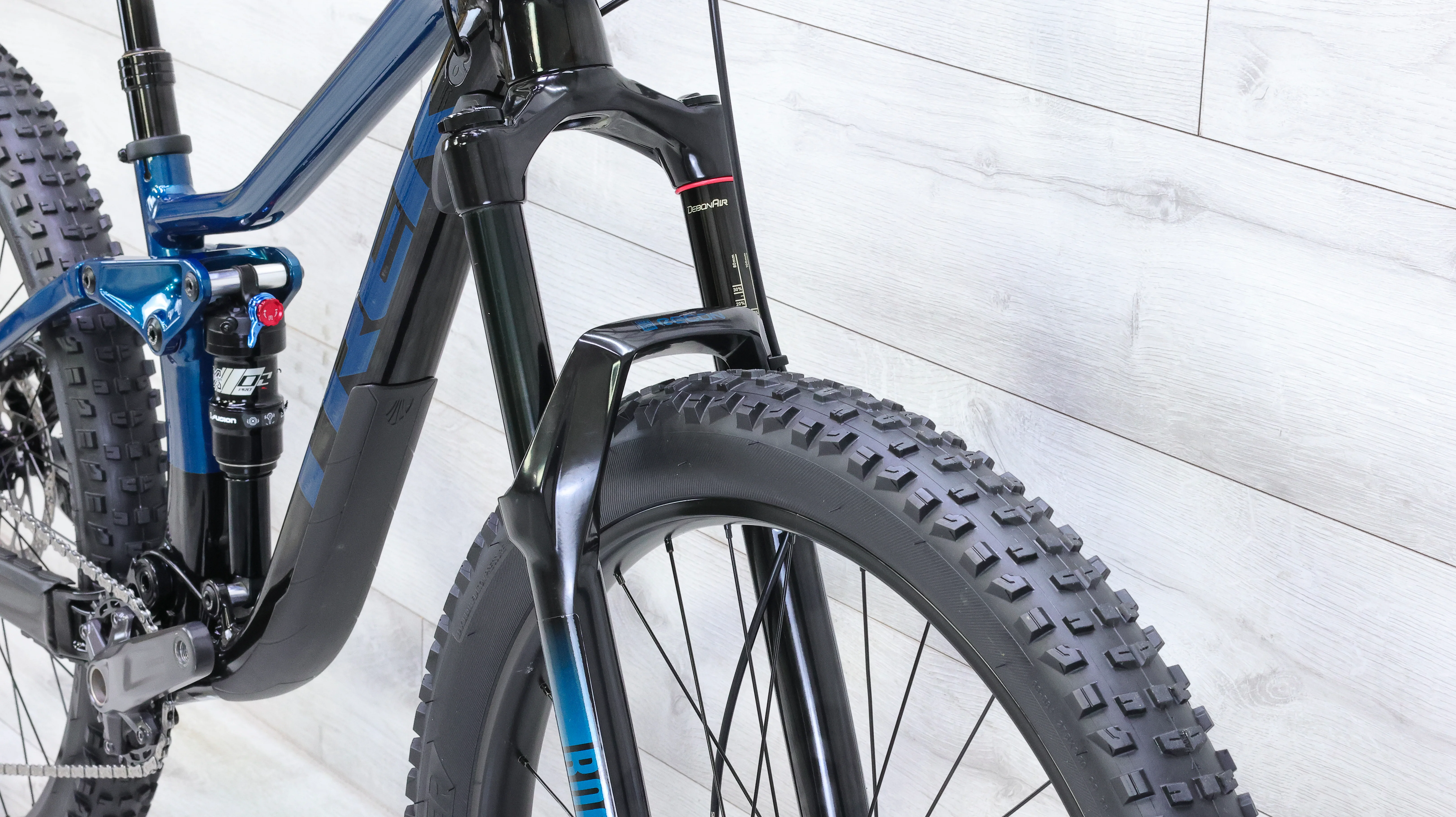Trek Fuel EX 5 Mountain Bike - 2022, X-Small - Image 10