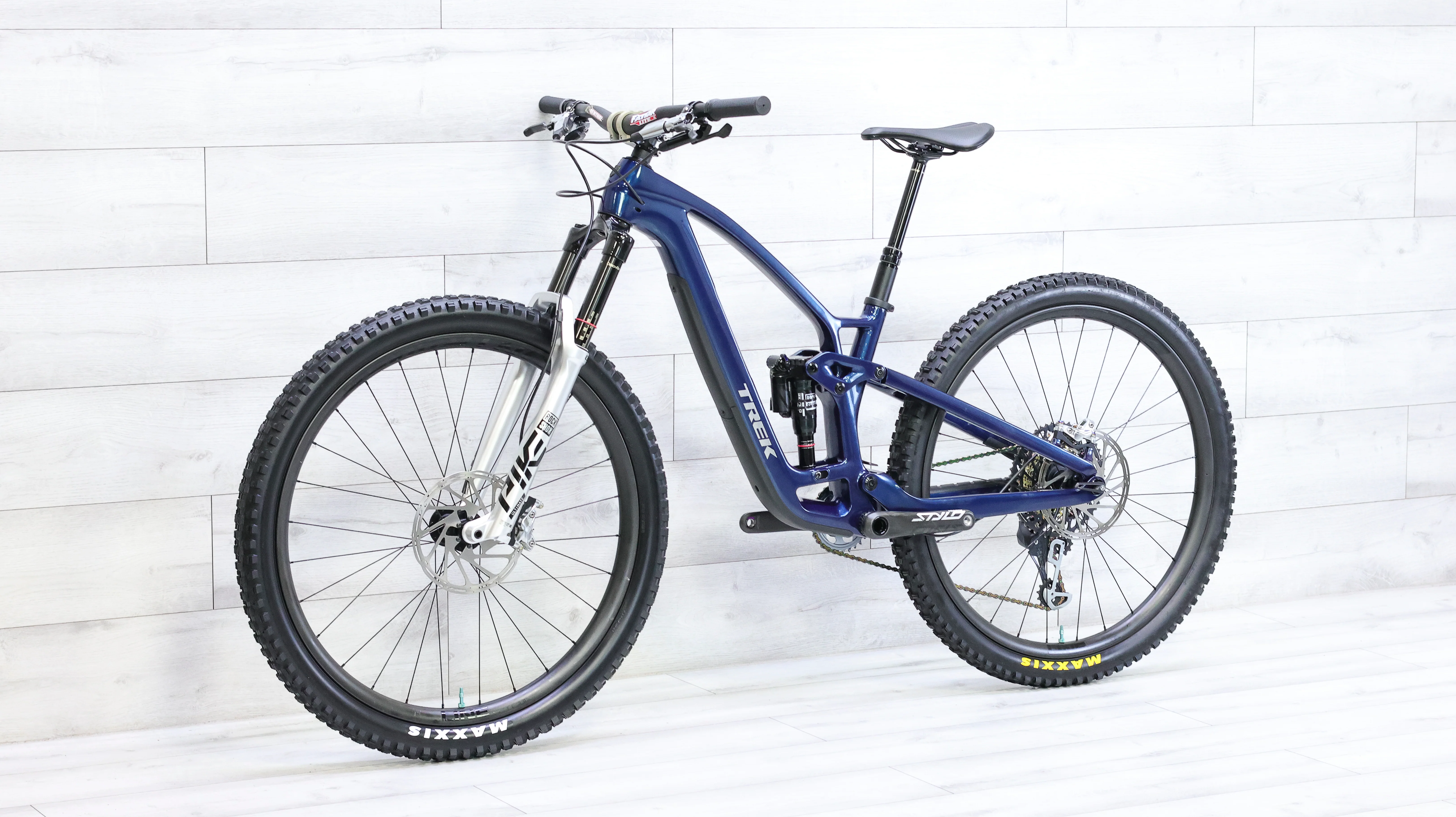 Trek Fuel EX C X01 AXS Mountain Bike - 2025, Small - Image 4
