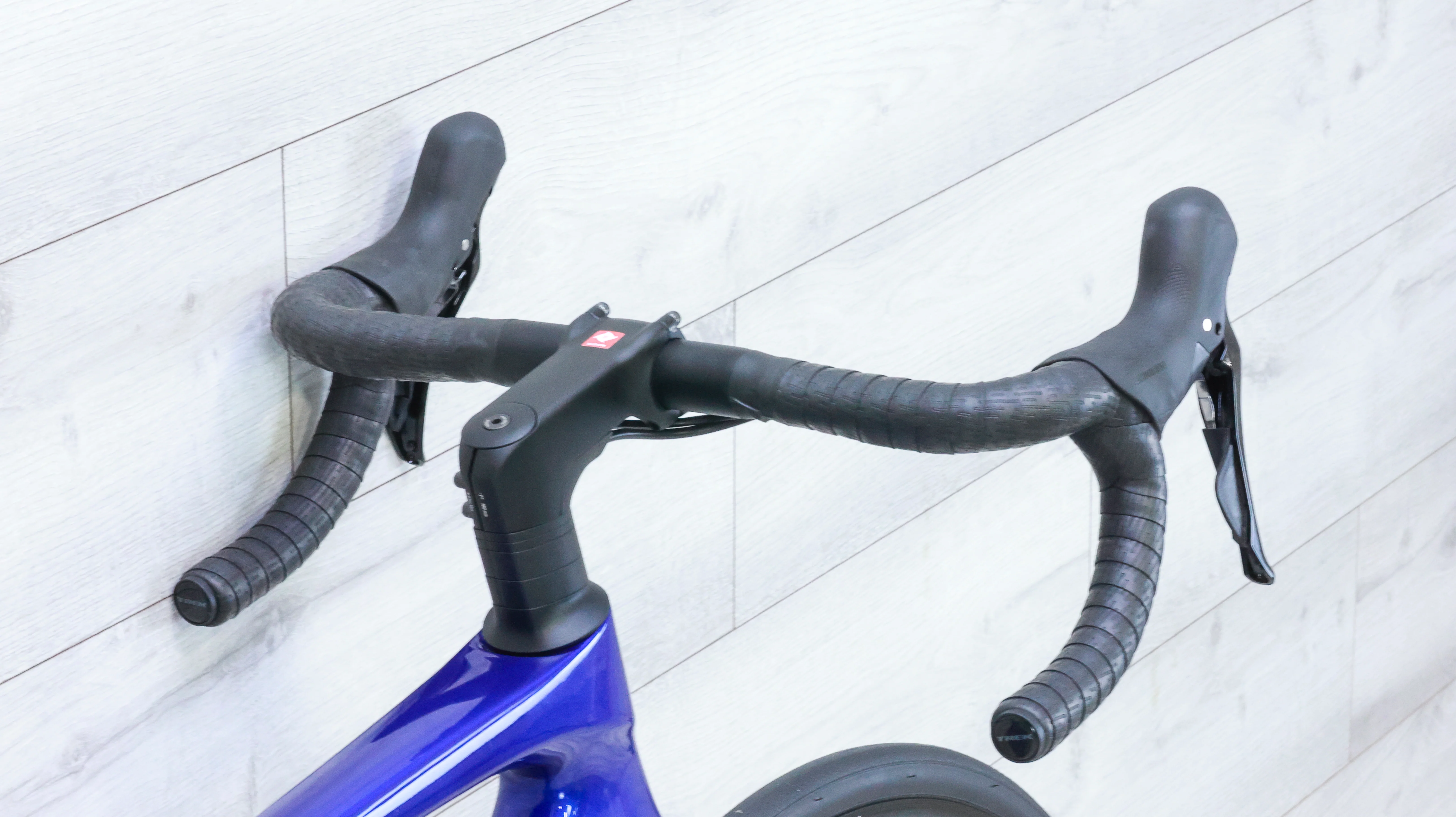 Trek Madone SL 5 Gen 8 Road Bike - 2025, Med/Large - Image 8