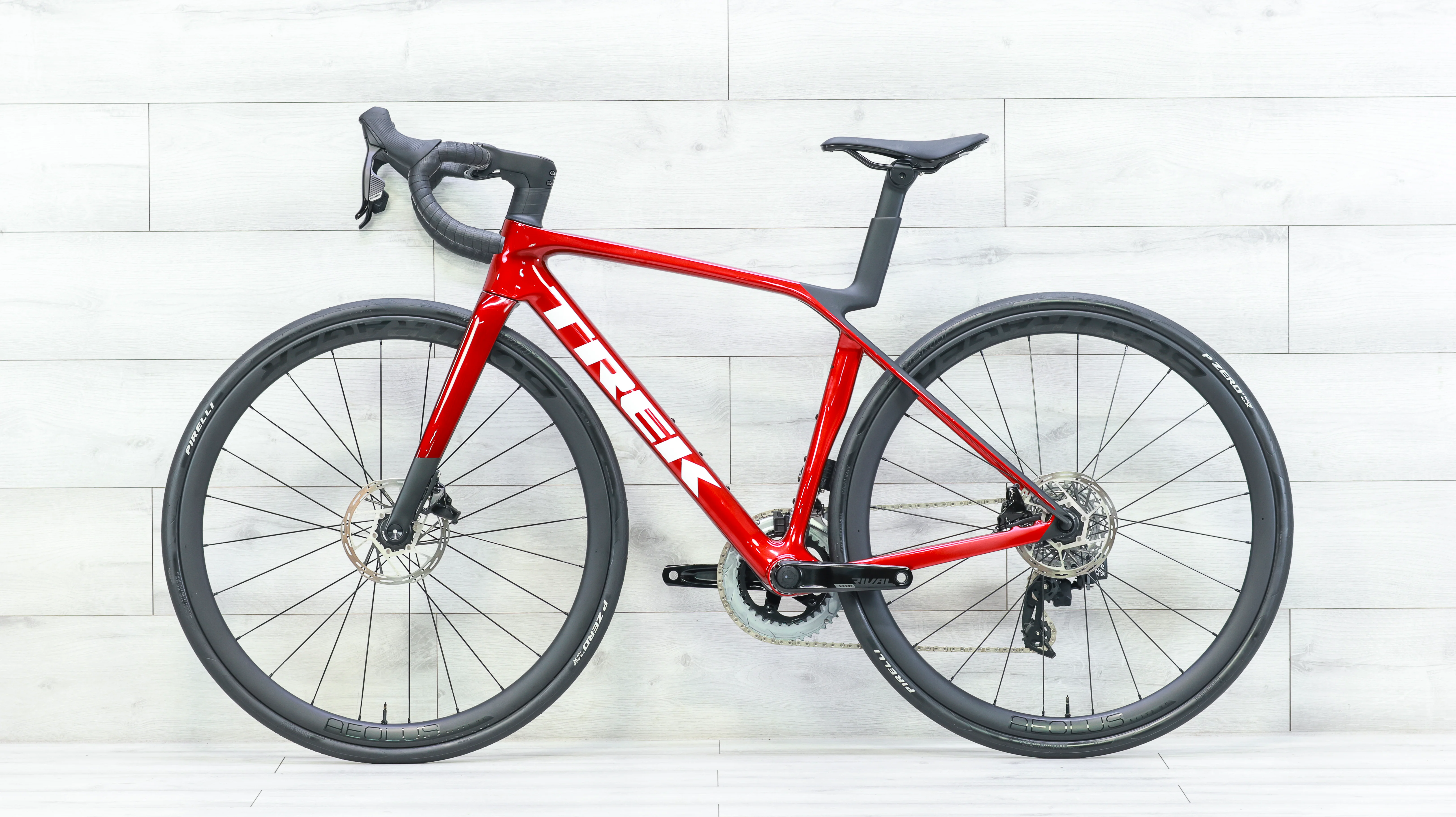 Trek Madone SL 6 AXS Gen 8 Road Bike - 2025, Small - Image 2