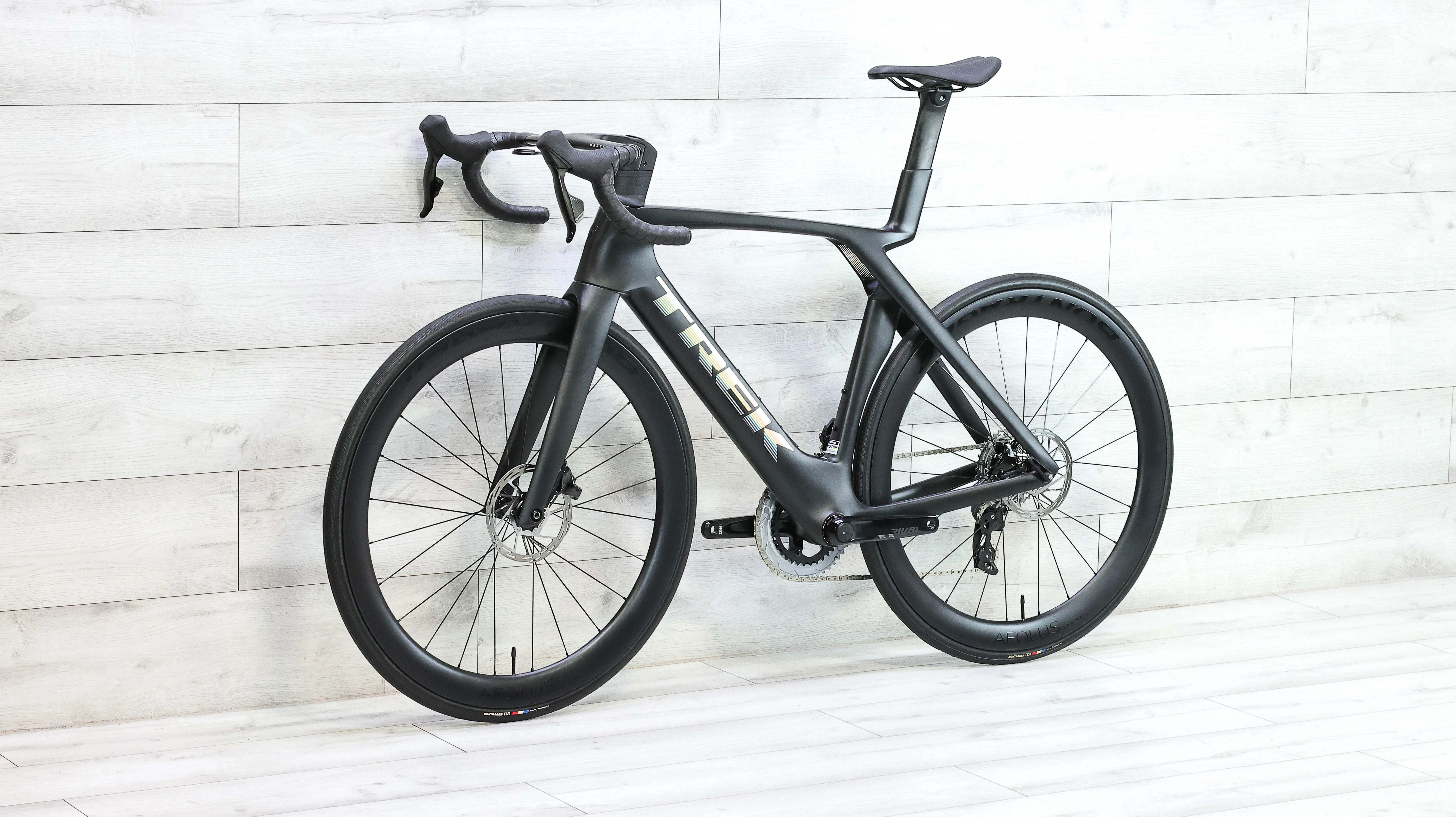 Trek Madone SLR 6 AXS Gen 7 Road Bike - 2023, 56cm - Image 4