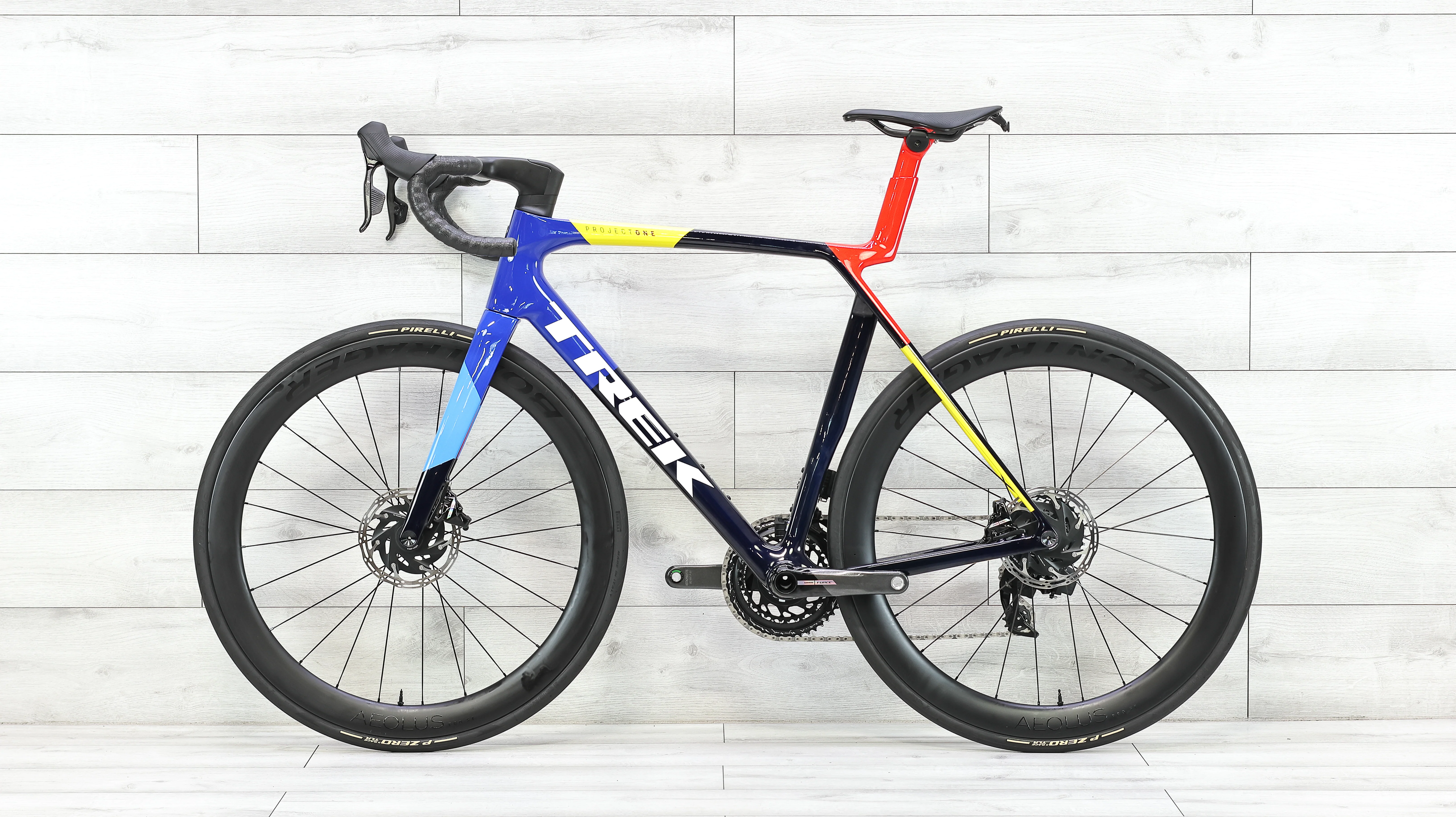 Trek Madone SLR 7 AXS Gen 8 Road Bike - 2025, Large - Image 2