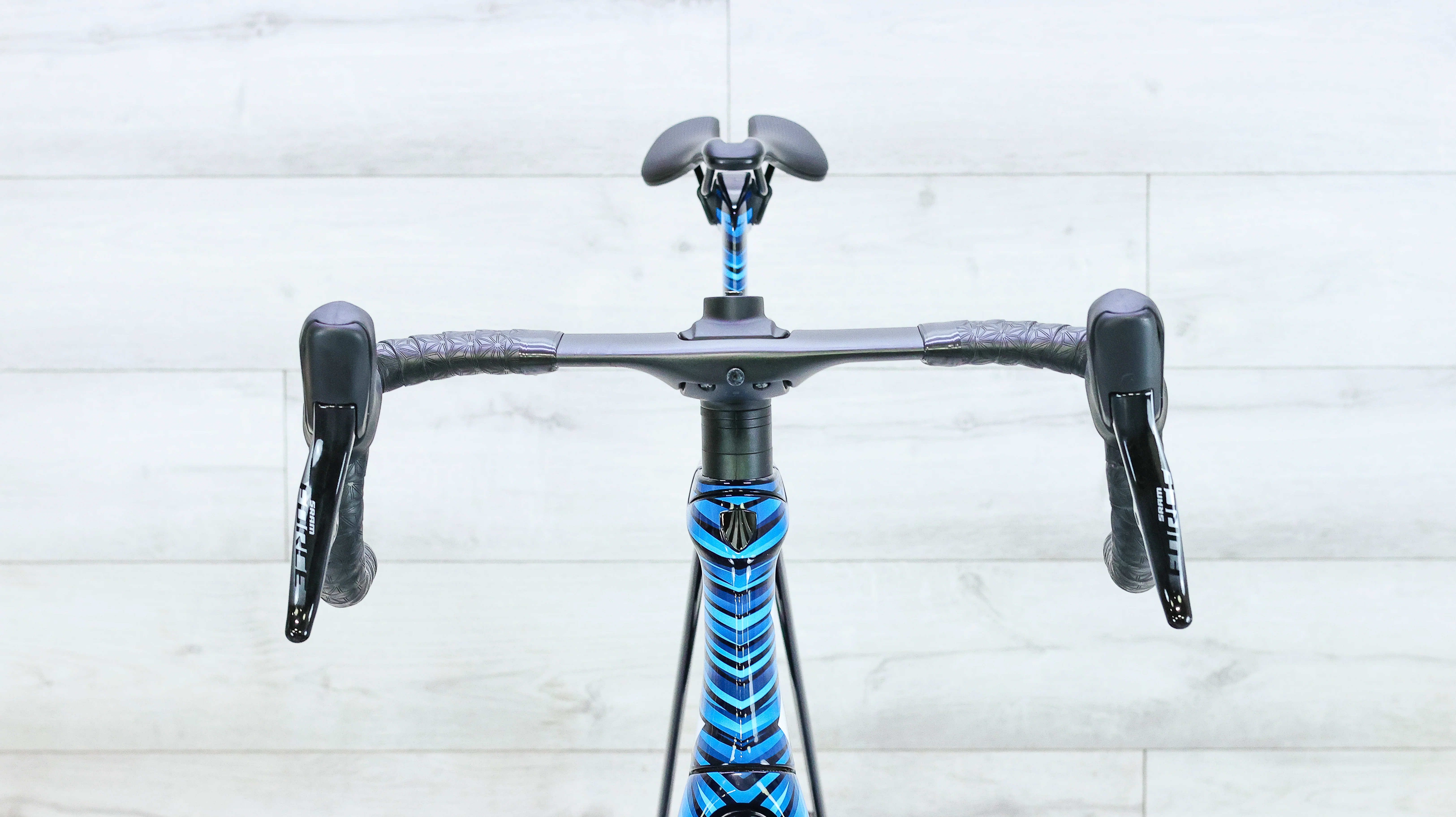 Trek Madone SLR 7 eTap Gen 6 Road Bike - 2021, 58cm - Image 12