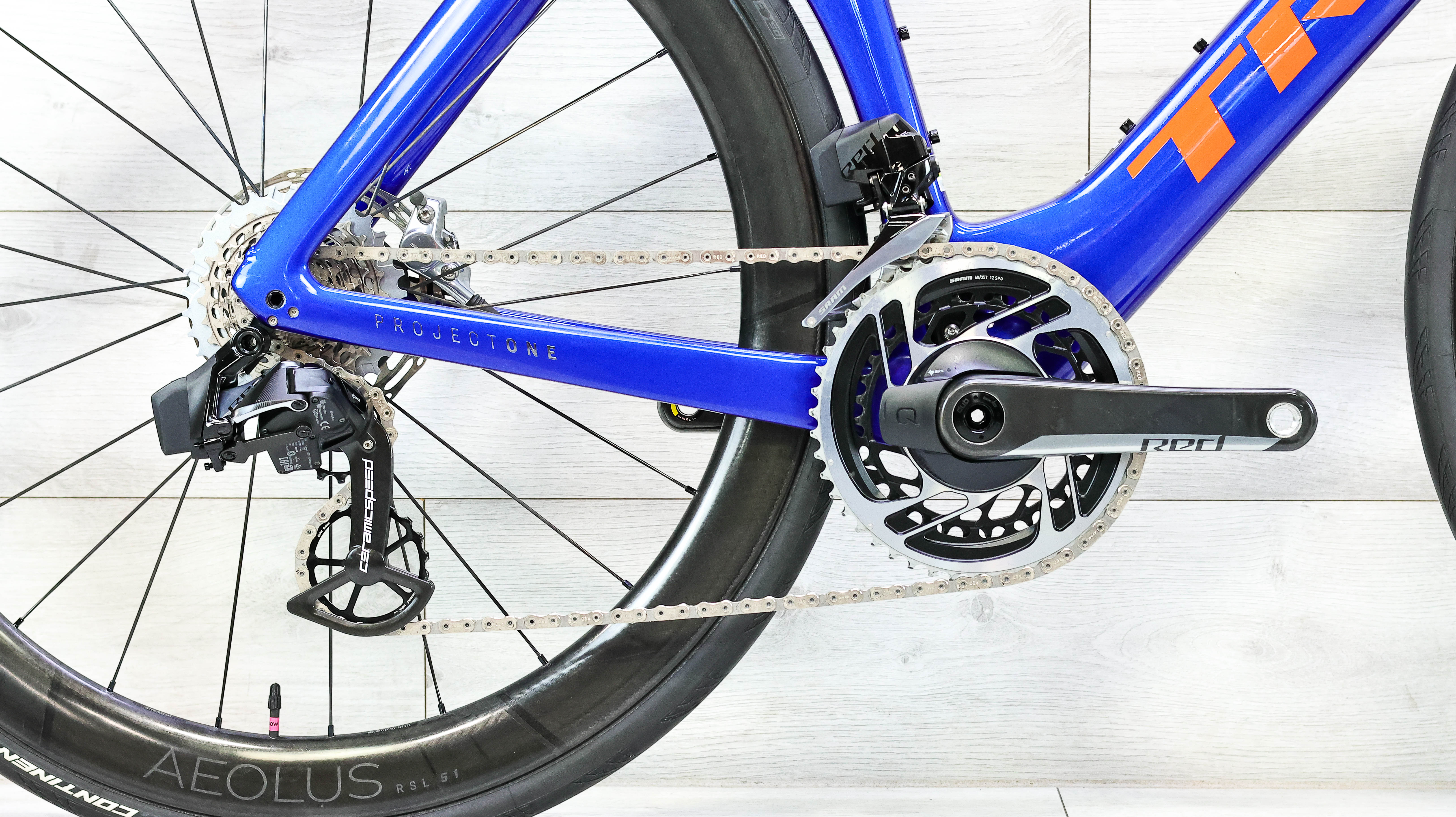 Trek Madone SLR 9 AXS Gen 7 Project One Road Bike - 2024, 60cm - Image 6